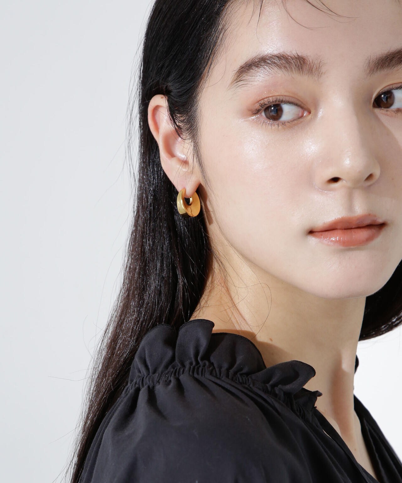 エッジミニフープピアス 6695145303