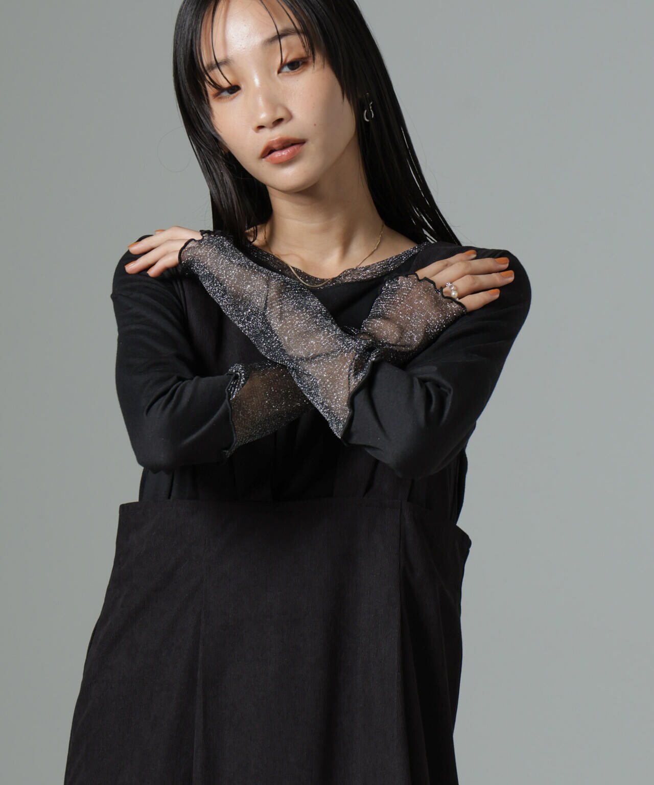 シアーラメ切り替えロングTシャツ 6734223323