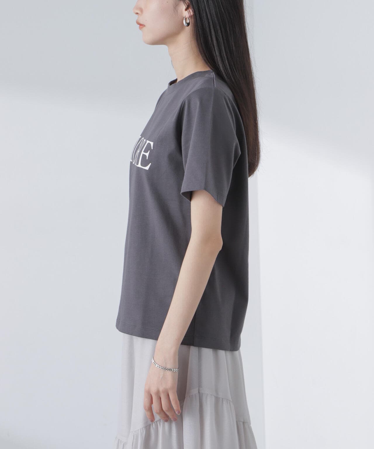 ロゴプリントTシャツ 6734124309