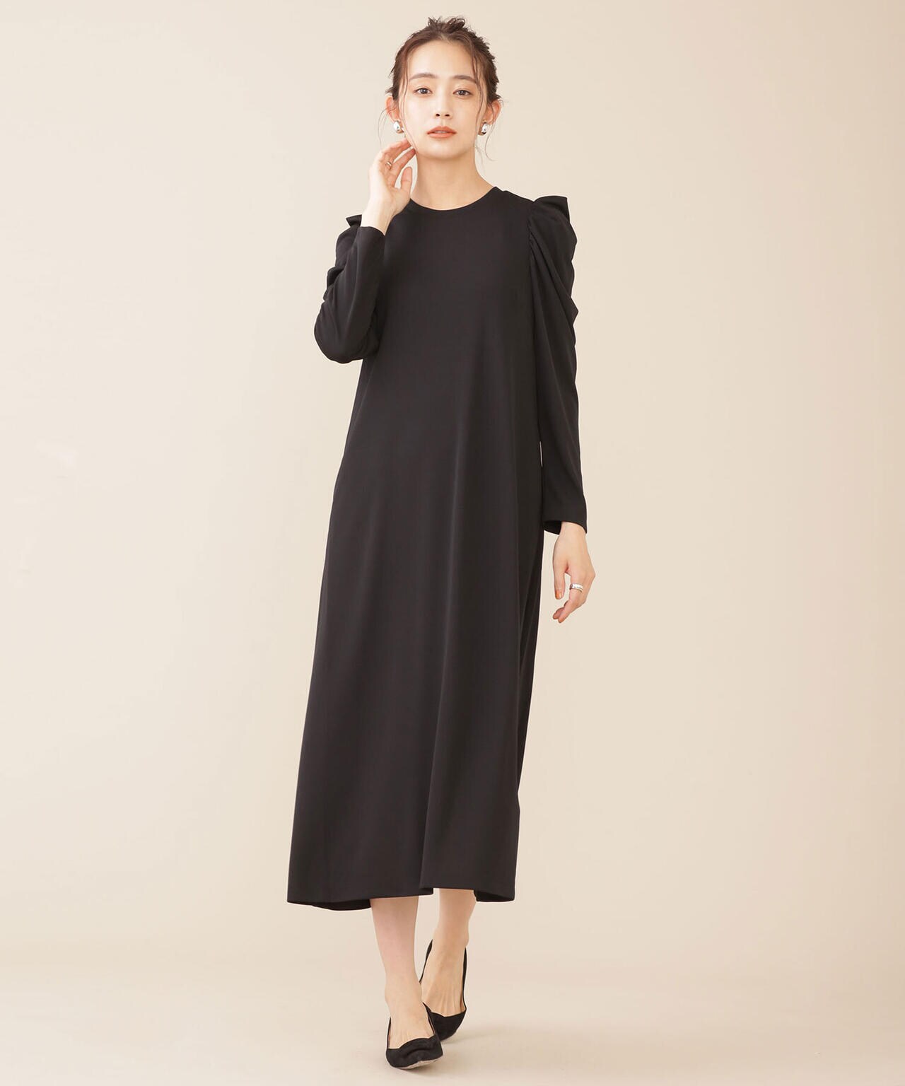troisieme chaco/パワーショルダー ジャージーワンピース 長袖 6711219002