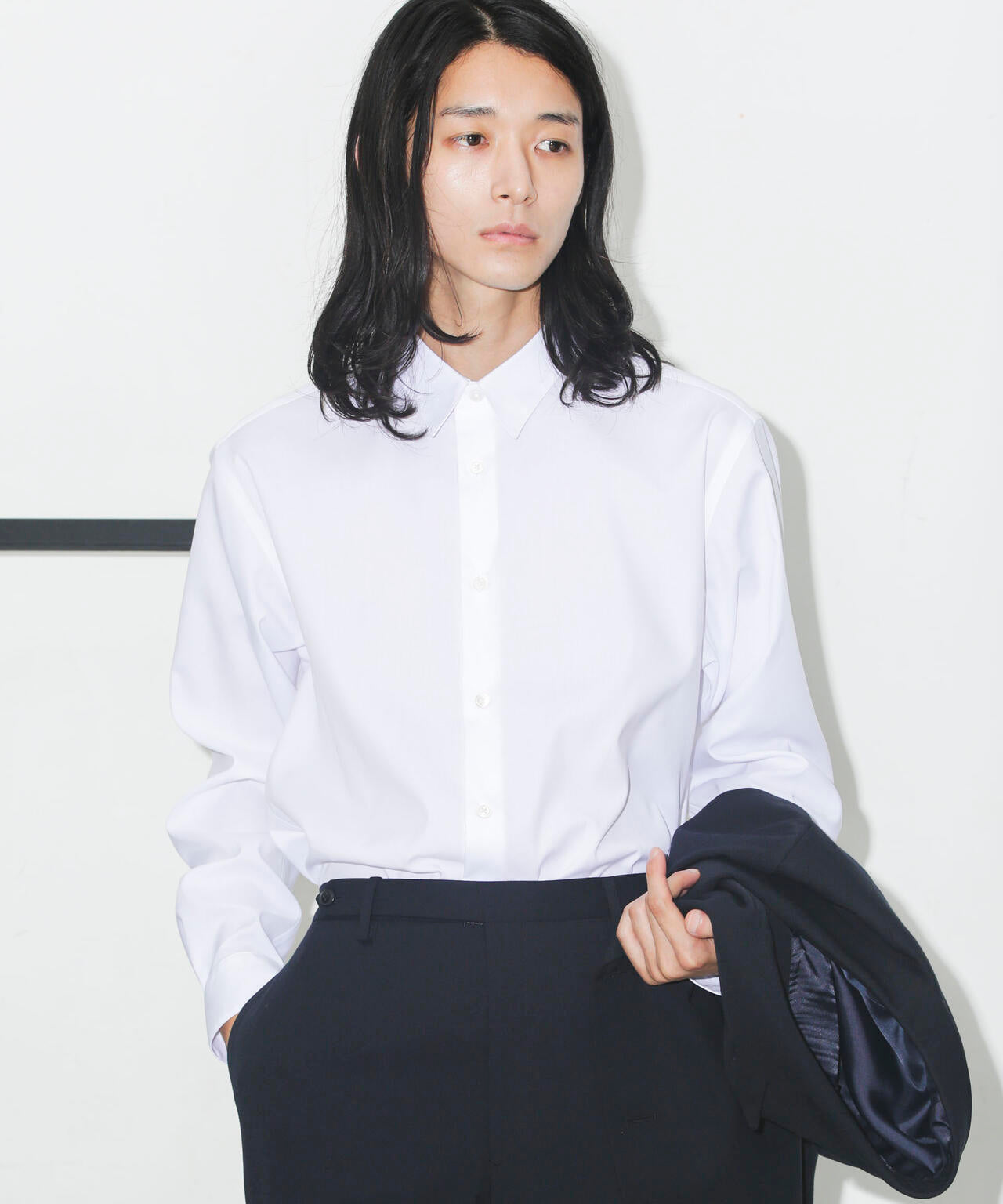 「ESSENTIAL LINE」レギュラーカラーシャツ 6683220201