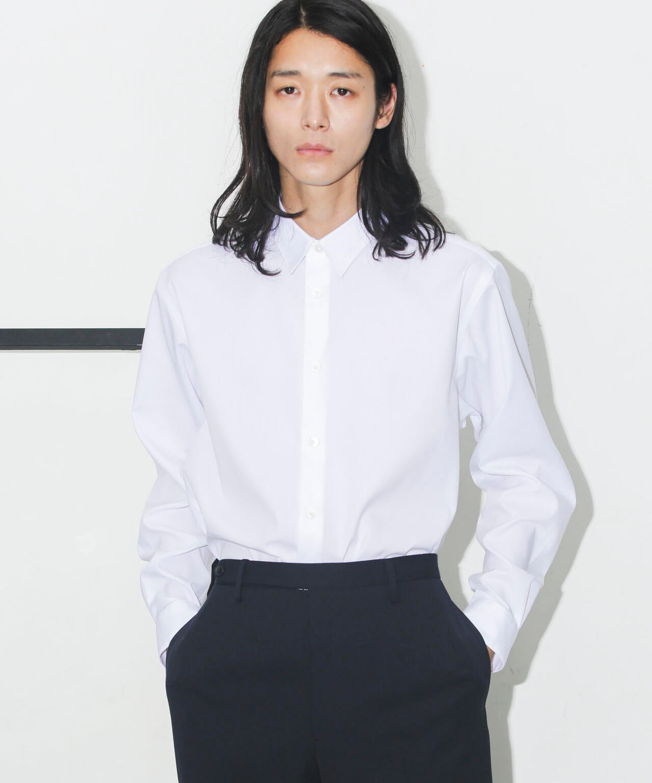 「ESSENTIAL LINE」レギュラーカラーシャツ 6683220201