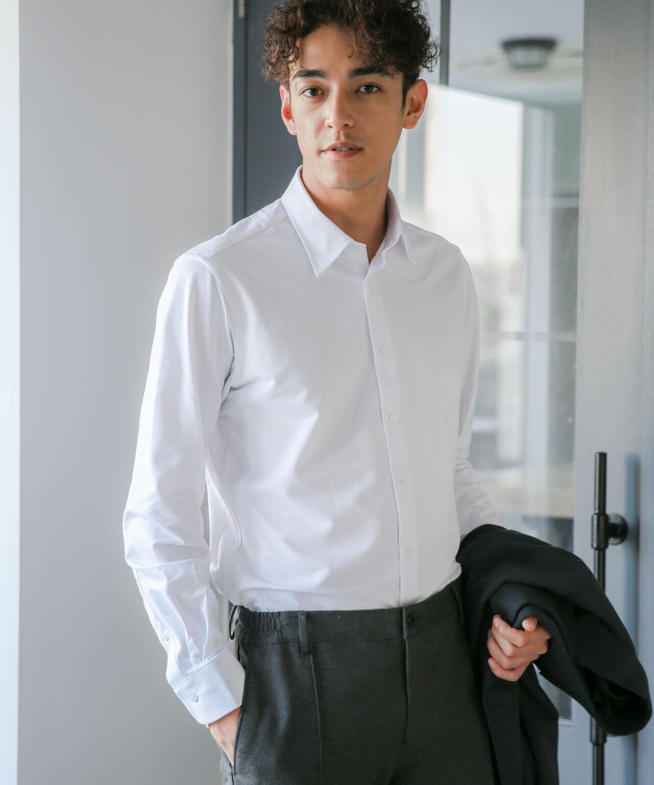 レギュラーカラードレスシャツ 6683220219