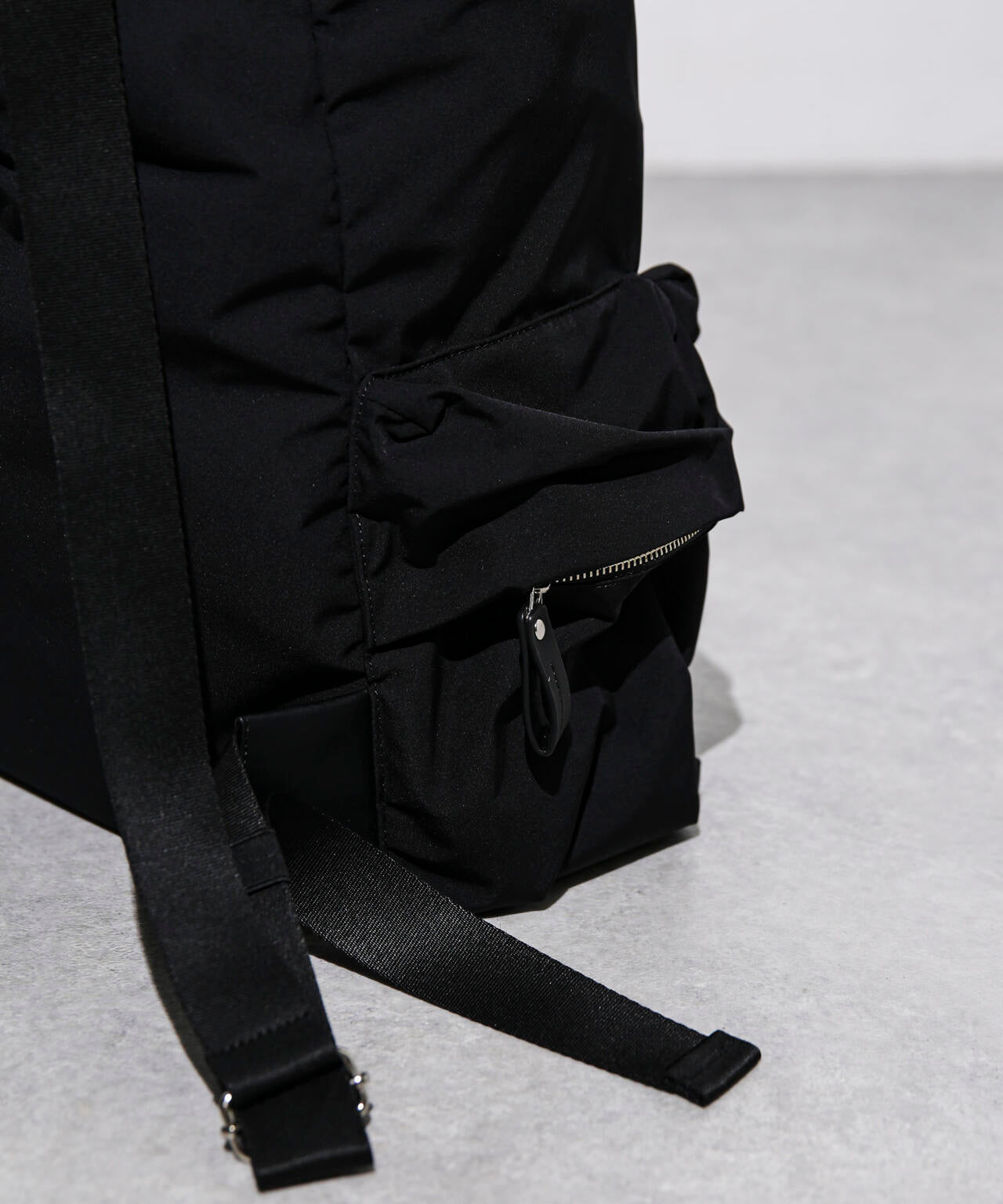 「ESSENTIAL LINE 」3PKドロストリュック 6683232205