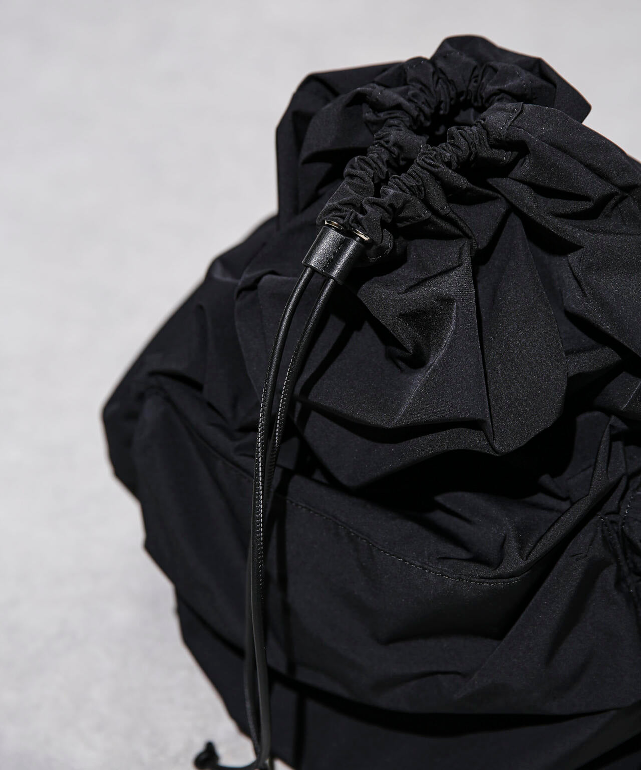 「ESSENTIAL LINE 」3PKドロストリュック 6683232205