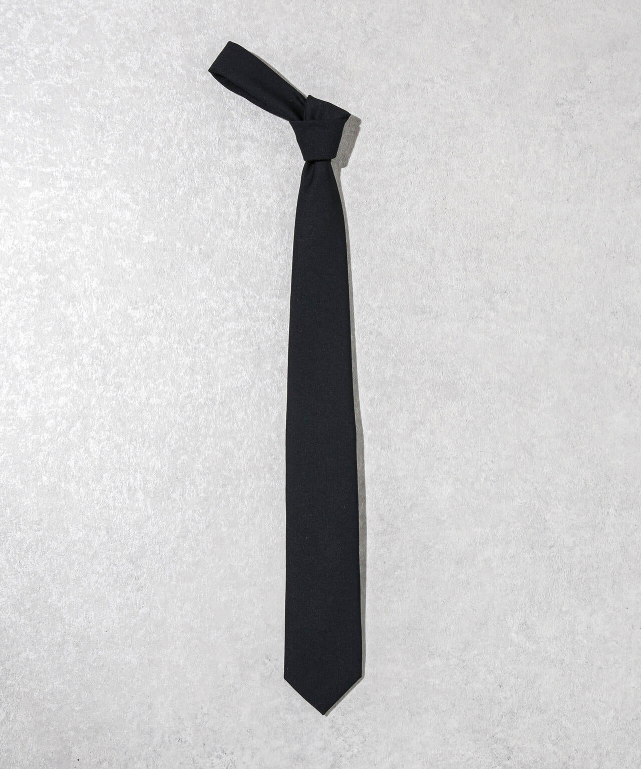 「ESSENTIAL LINE THE TAYLOR」TWソリッドネクタイ 6683242207