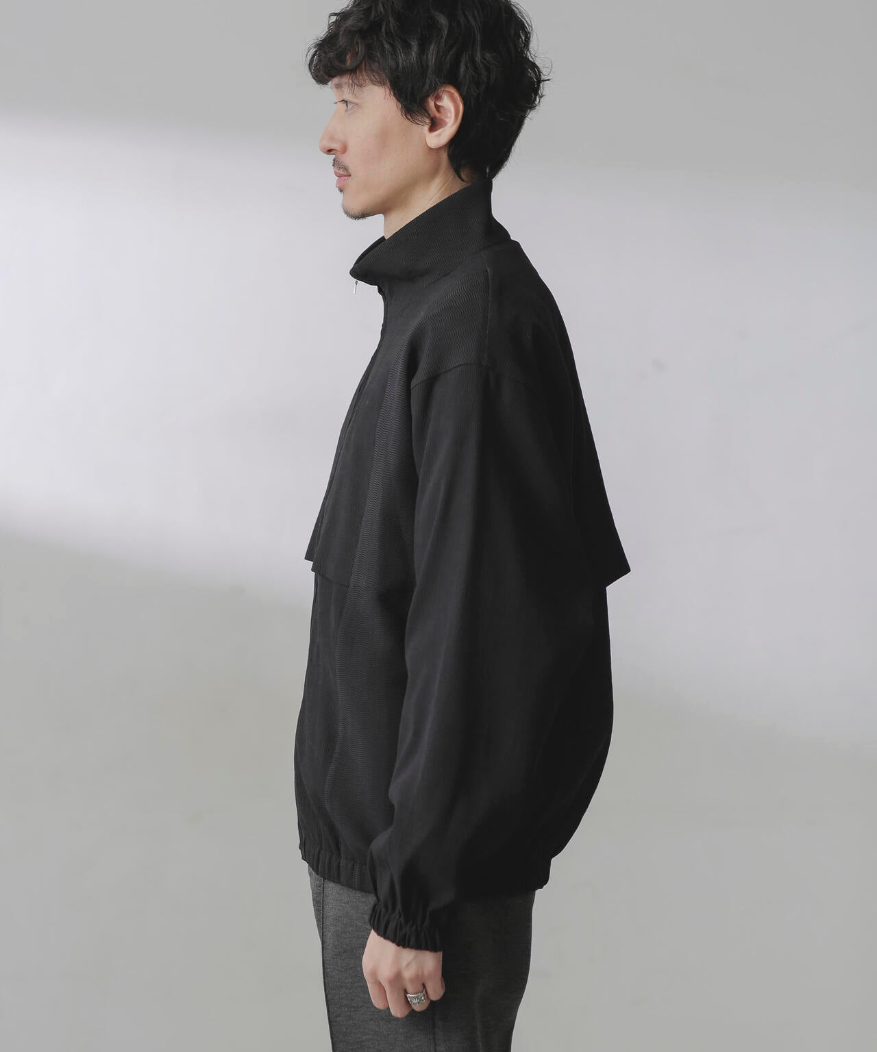 プリーツライクスタンドカラーブルゾン 6684112224