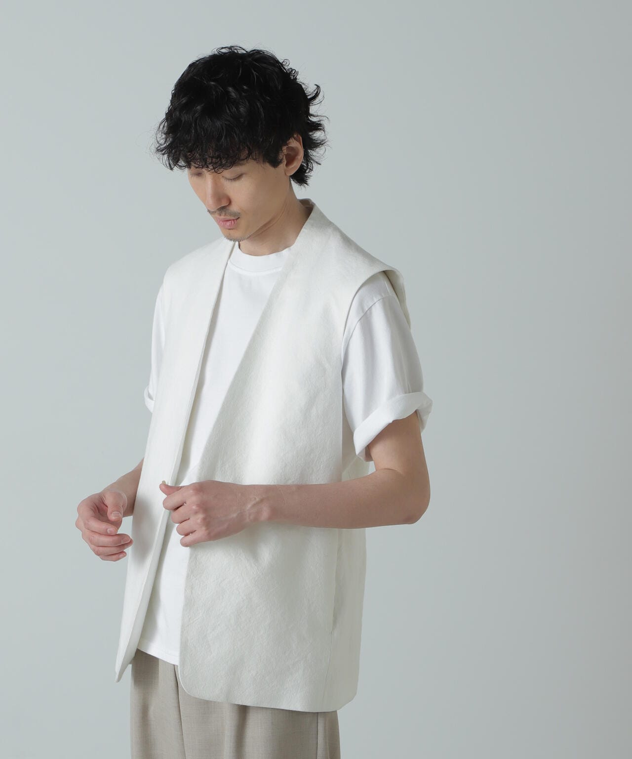 AB.コットン/リネンオックススリーブレスジャケット 6684116207