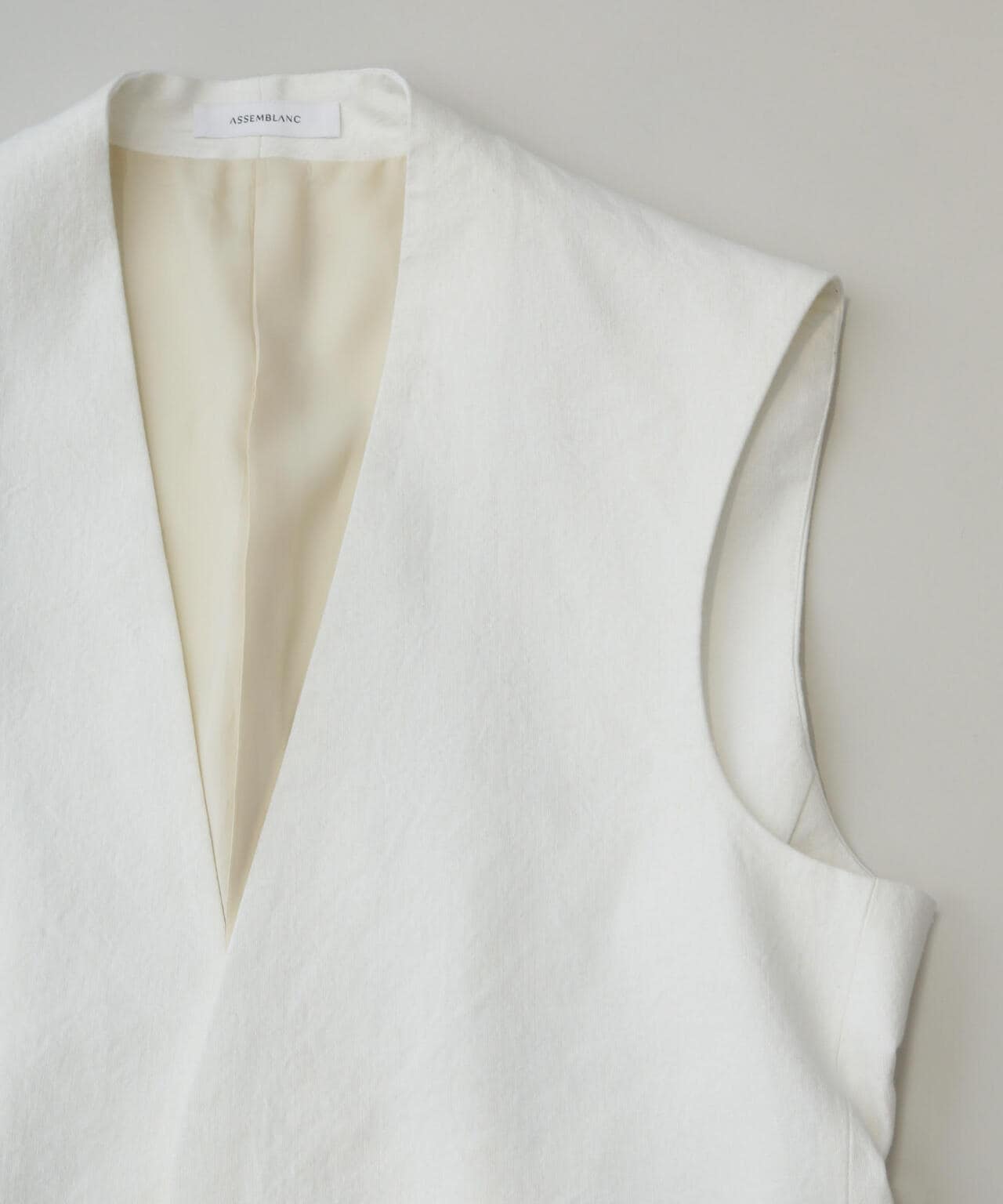 AB.コットン/リネンオックススリーブレスジャケット 6684116207