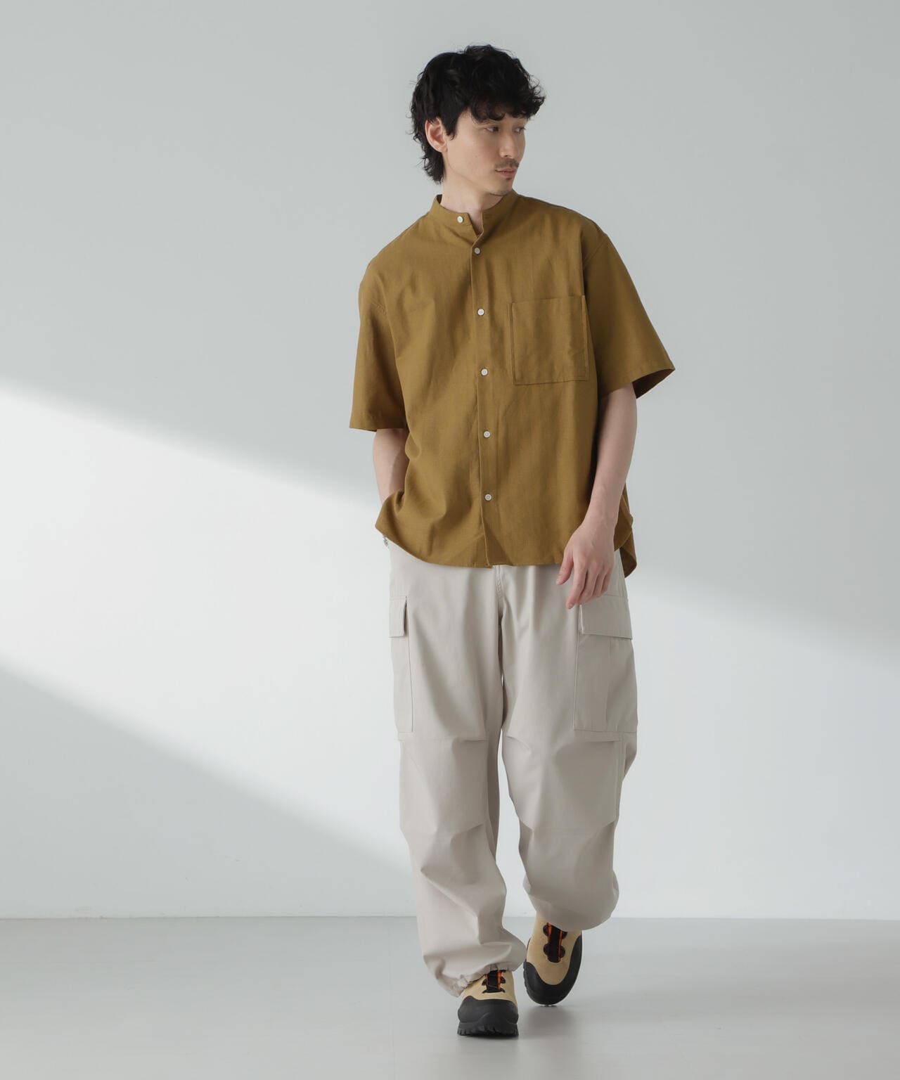 リネンコットンヘリンボーンバンドカラーシャツ 6684121212