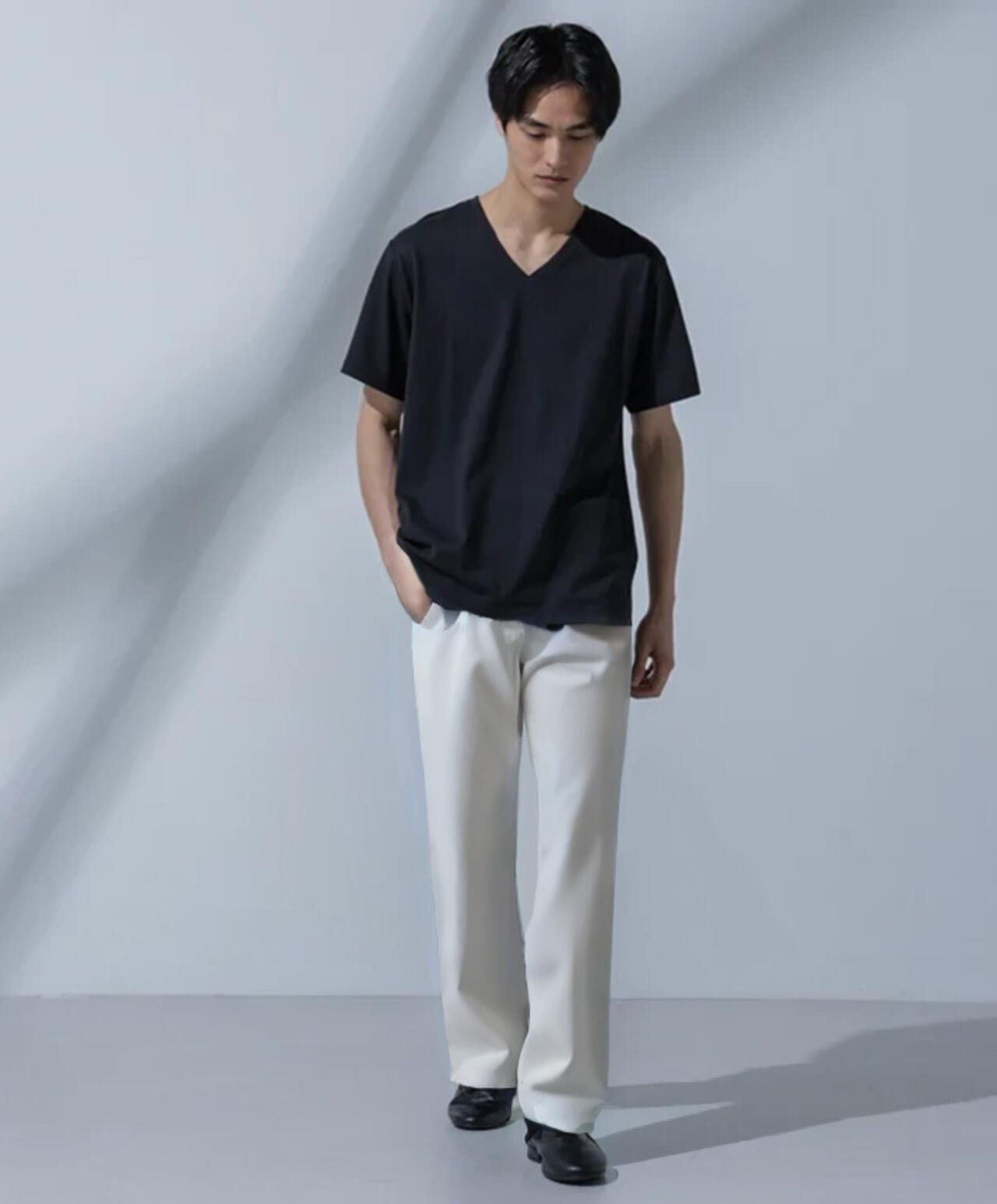Anti Soaked(R) 汗染み防止 VネックTシャツ 6684124204