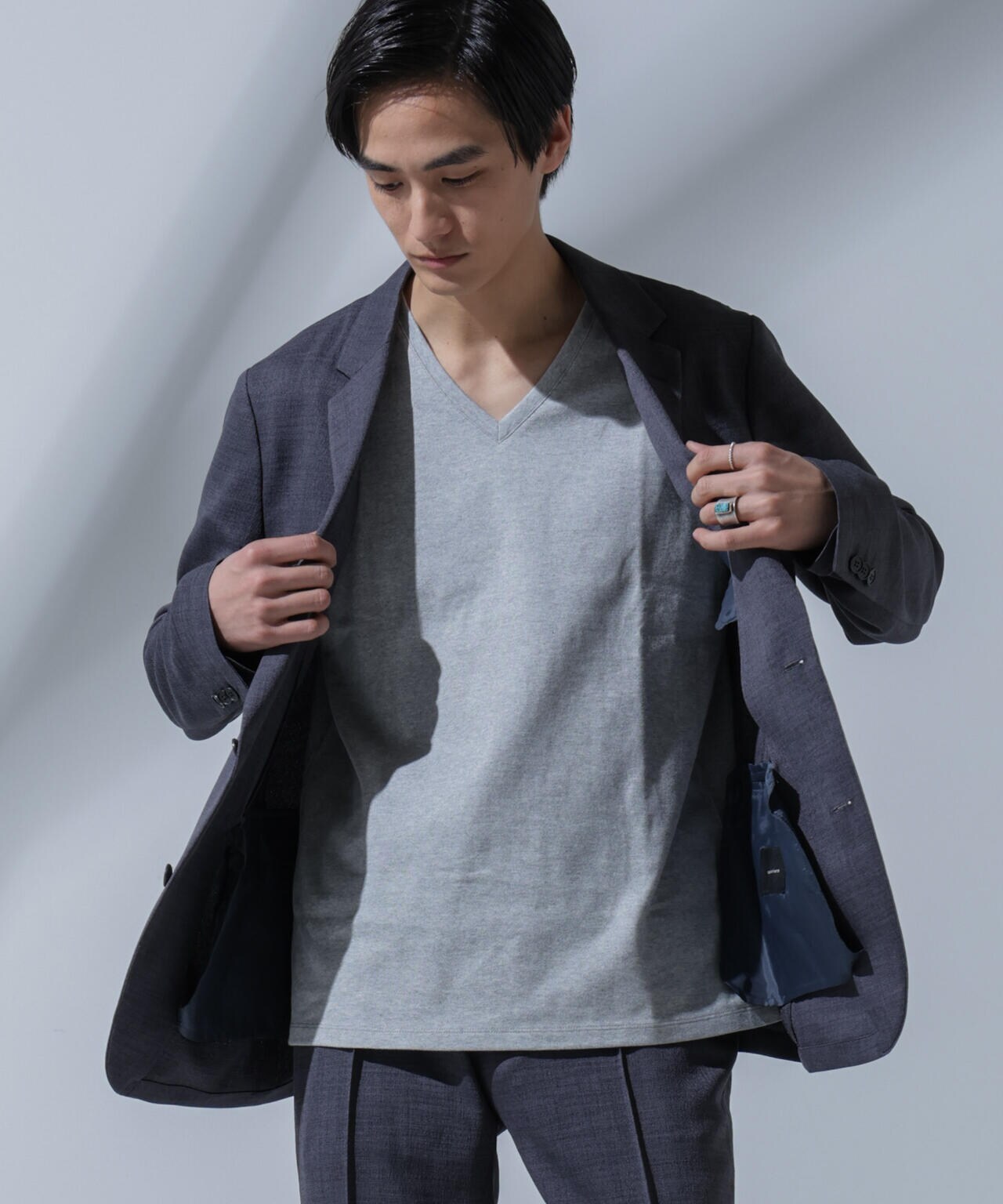 Anti Soaked(R) 汗染み防止 VネックTシャツ 6684124204
