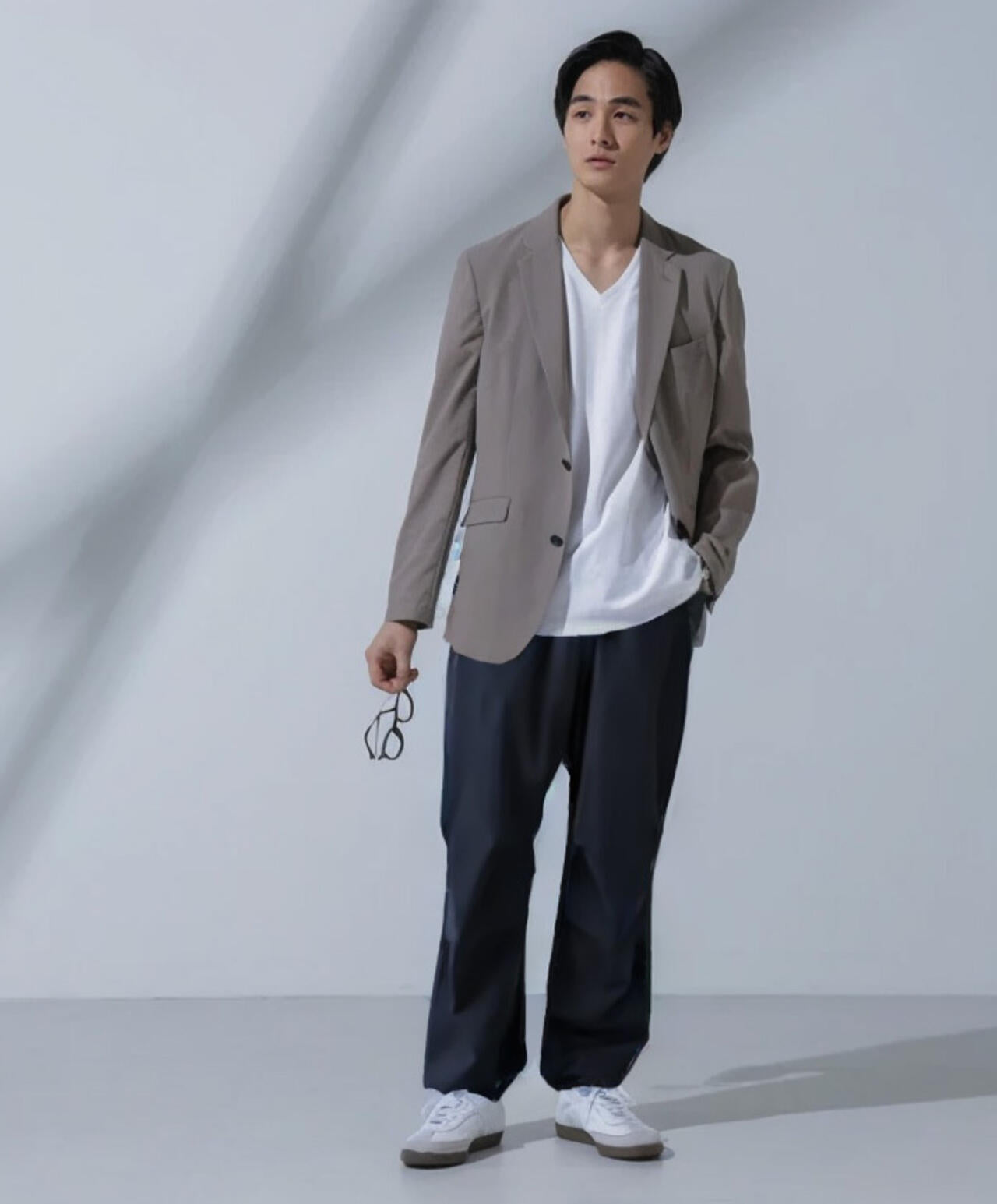 Anti Soaked(R) 汗染み防止 VネックTシャツ 6684124204