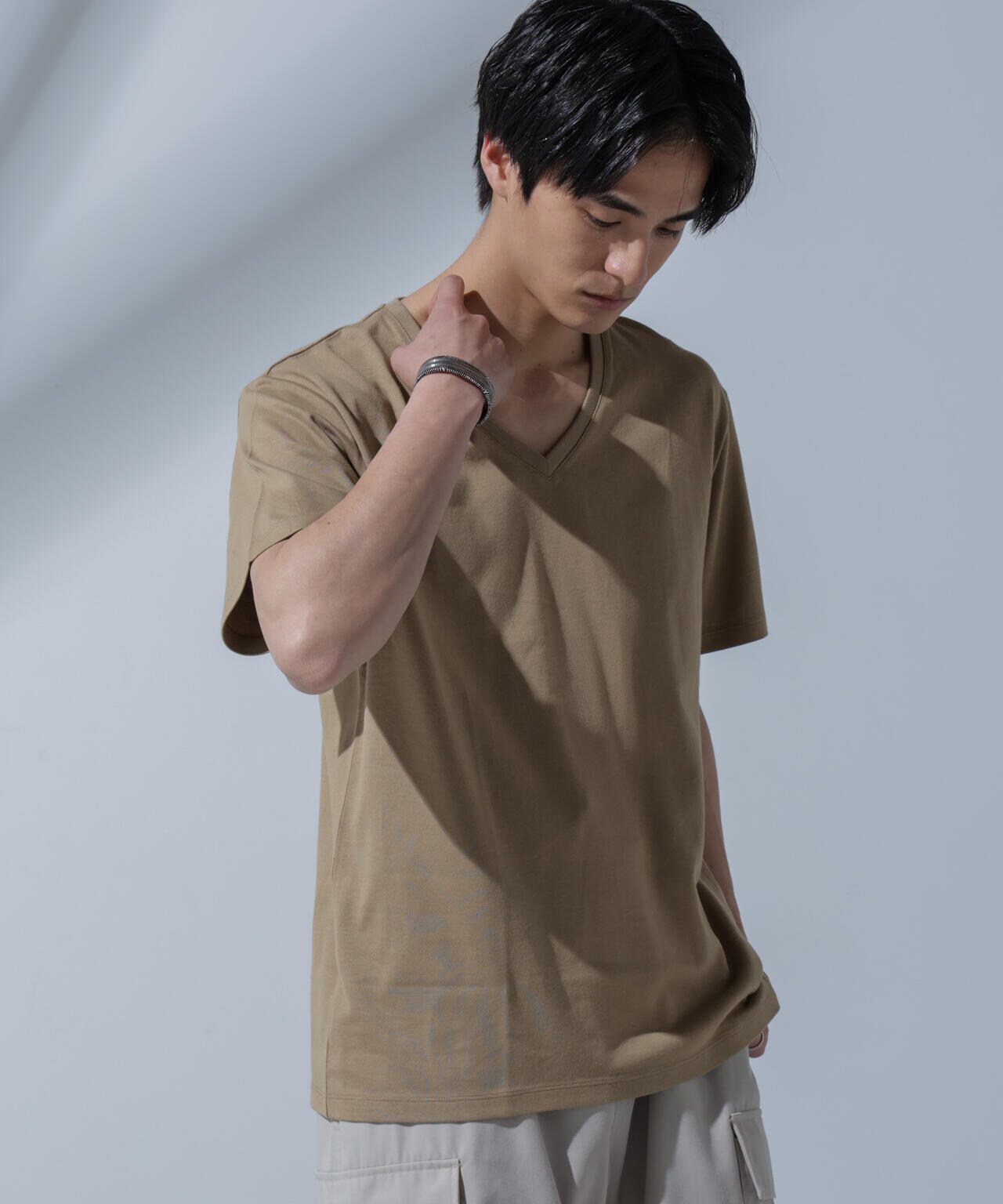 Anti Soaked(R) 汗染み防止 VネックTシャツ 6684124204