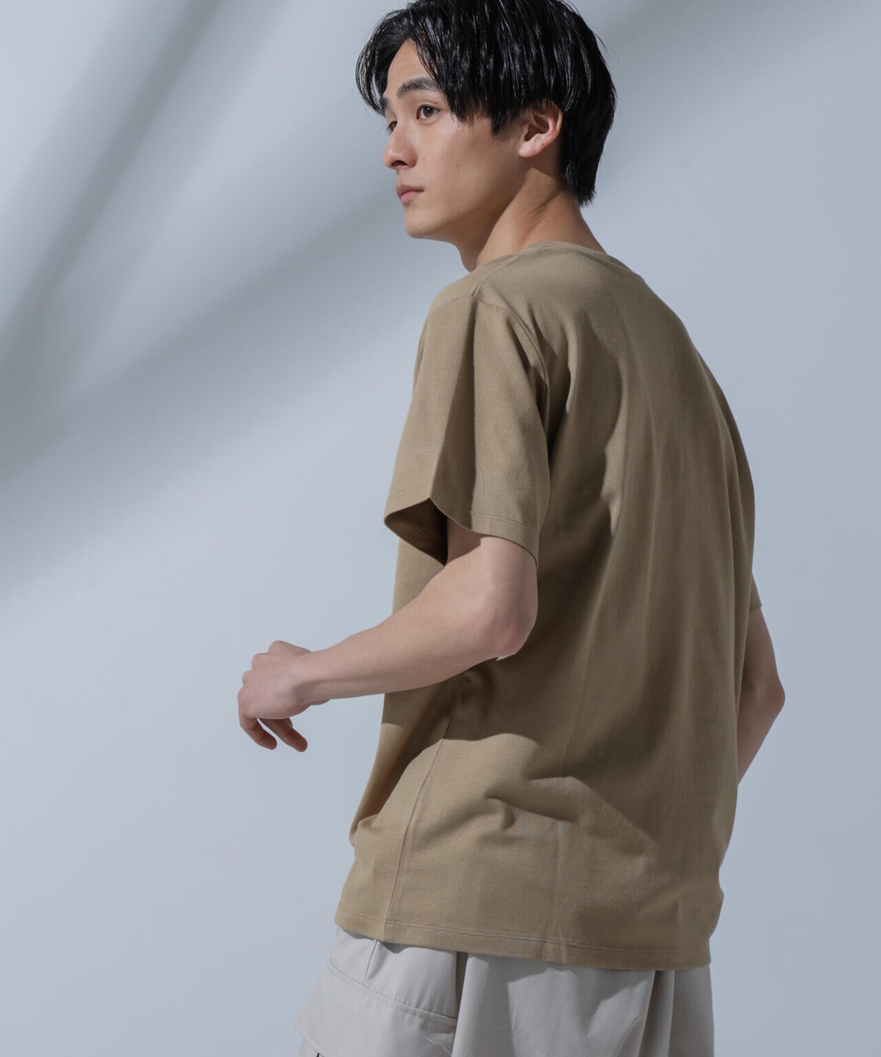Anti Soaked(R) 汗染み防止 VネックTシャツ 6684124204