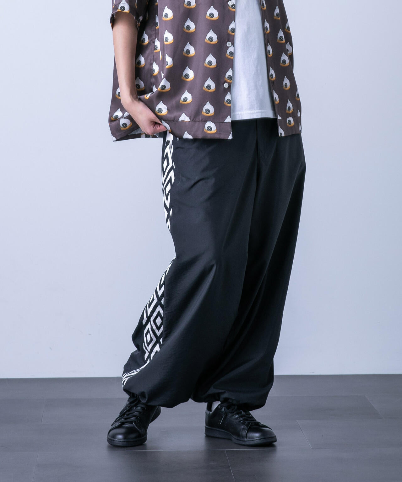 「HOTEL PALACE(オテルパラス)」UMBROトラックパンツ 6684127215