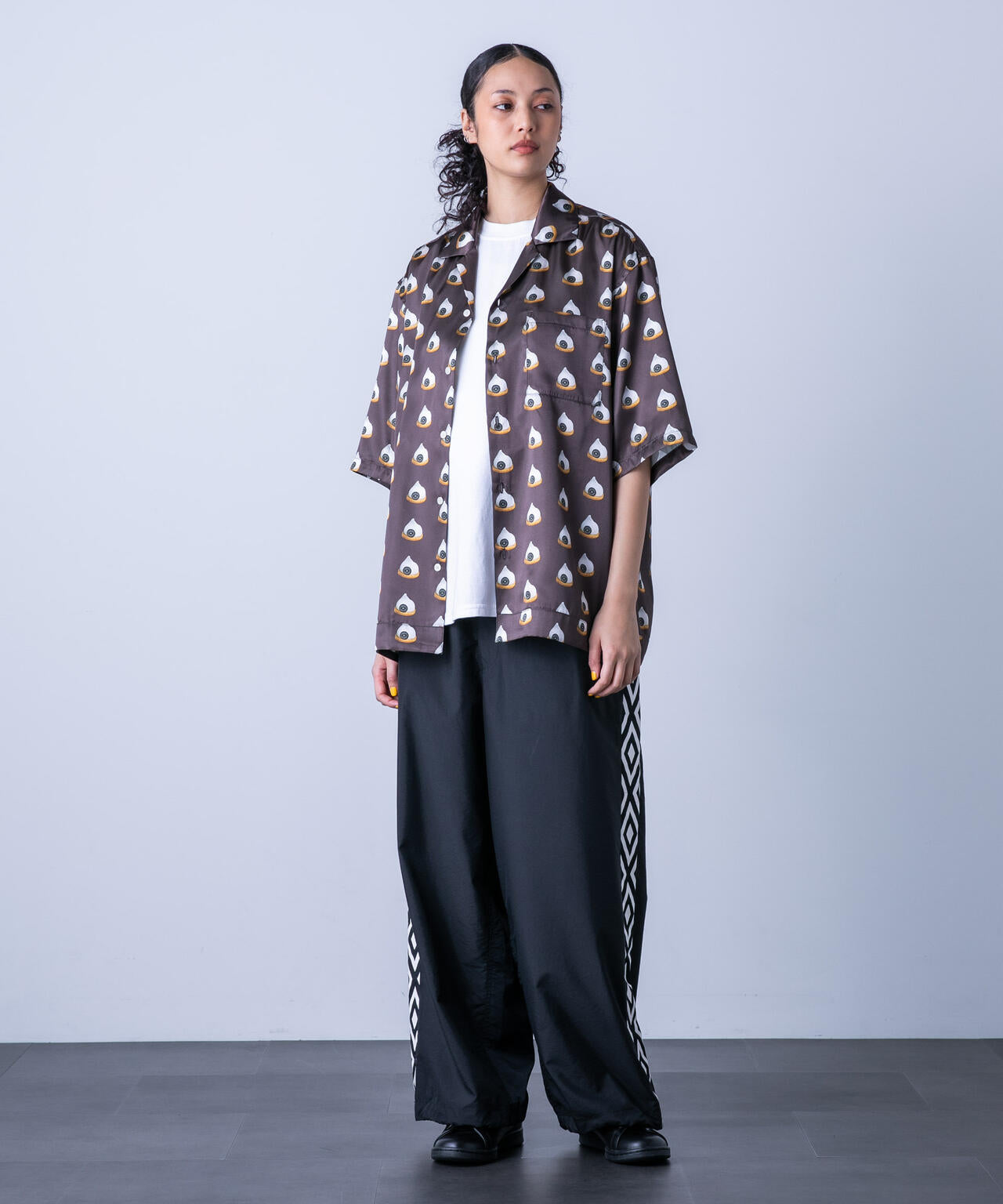 「HOTEL PALACE(オテルパラス)」UMBROトラックパンツ 6684127215