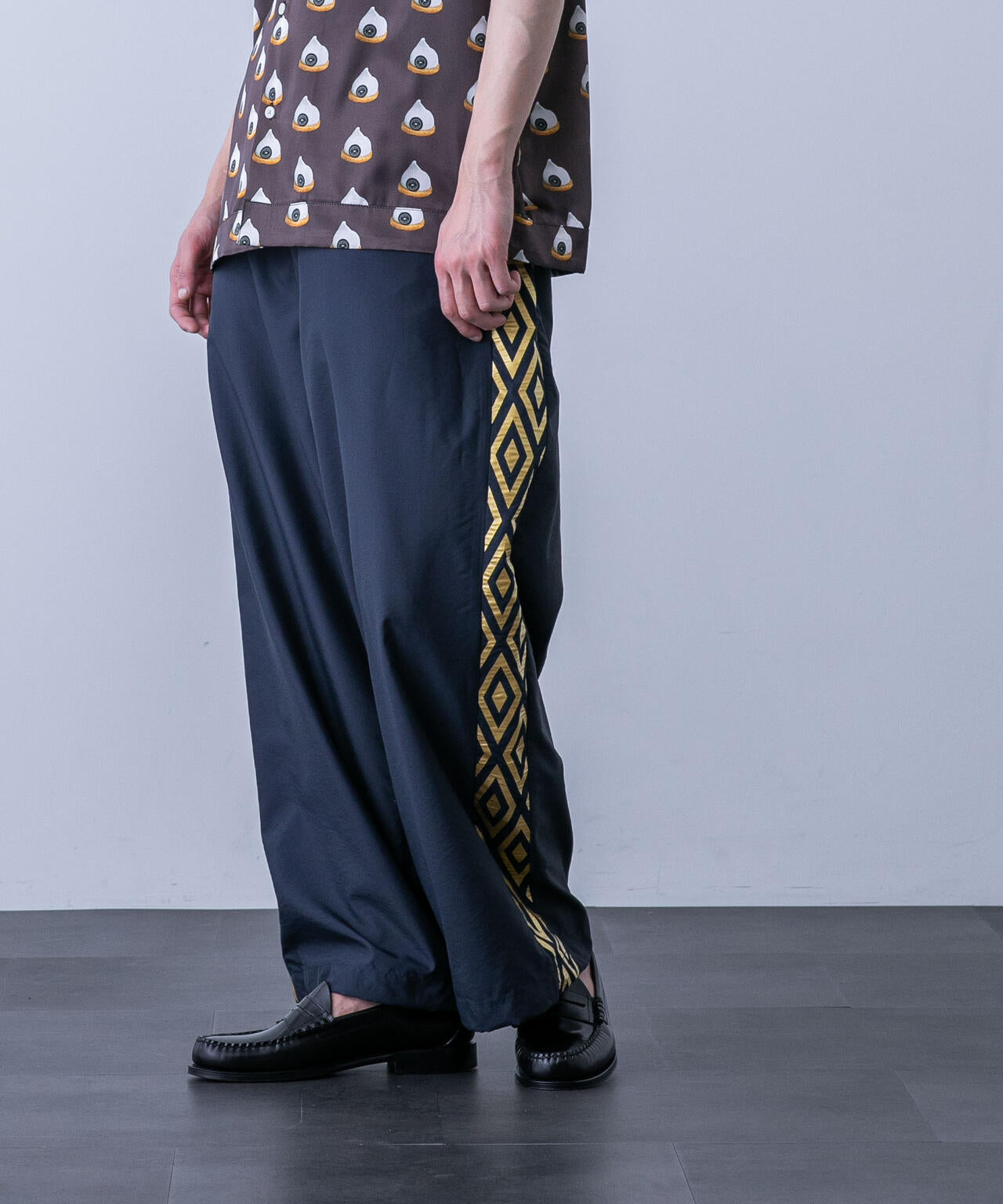 「HOTEL PALACE(オテルパラス)」UMBROトラックパンツ 6684127215