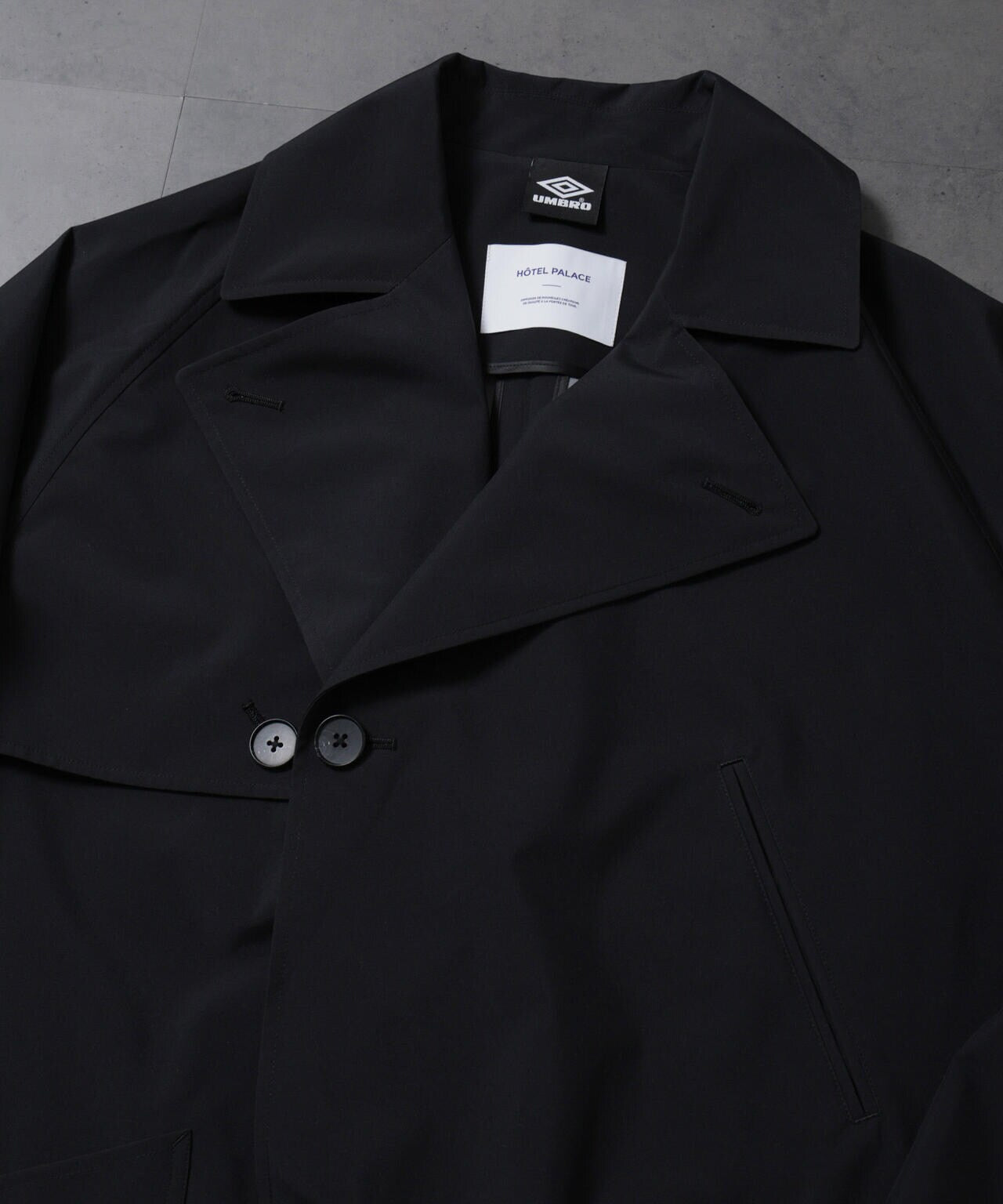 HOTEL PALACE(オテルパラス)xアンブロ スリーレイヤー撥水ドルマンオフィサーテックコート 6684211204