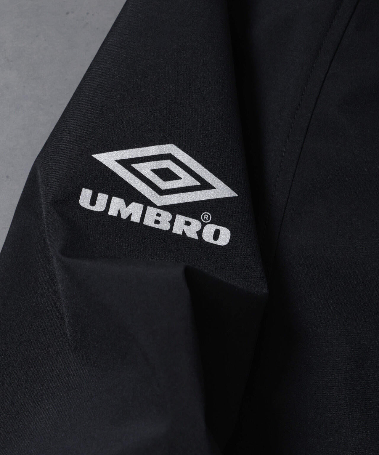 HOTEL PALACE(オテルパラス)xアンブロ スリーレイヤー撥水ドルマンオフィサーテックコート 6684211204