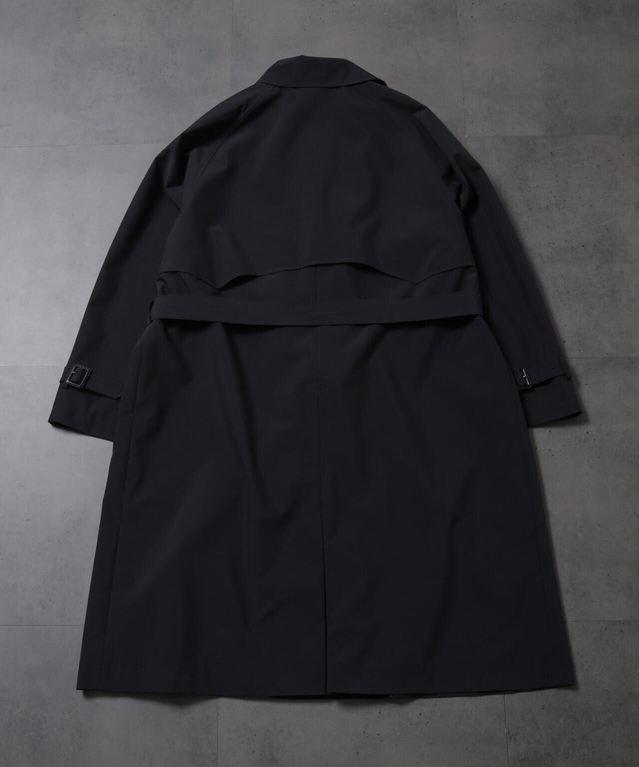 HOTEL PALACE(オテルパラス)xアンブロ スリーレイヤー撥水ドルマンオフィサーテックコート 6684211204