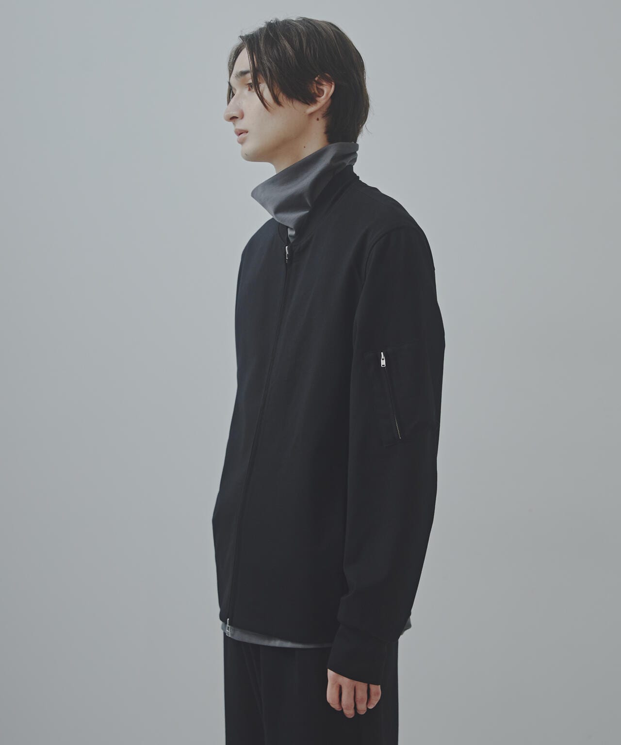 「Commonuse」ウィークエンド MA-1 6684212208