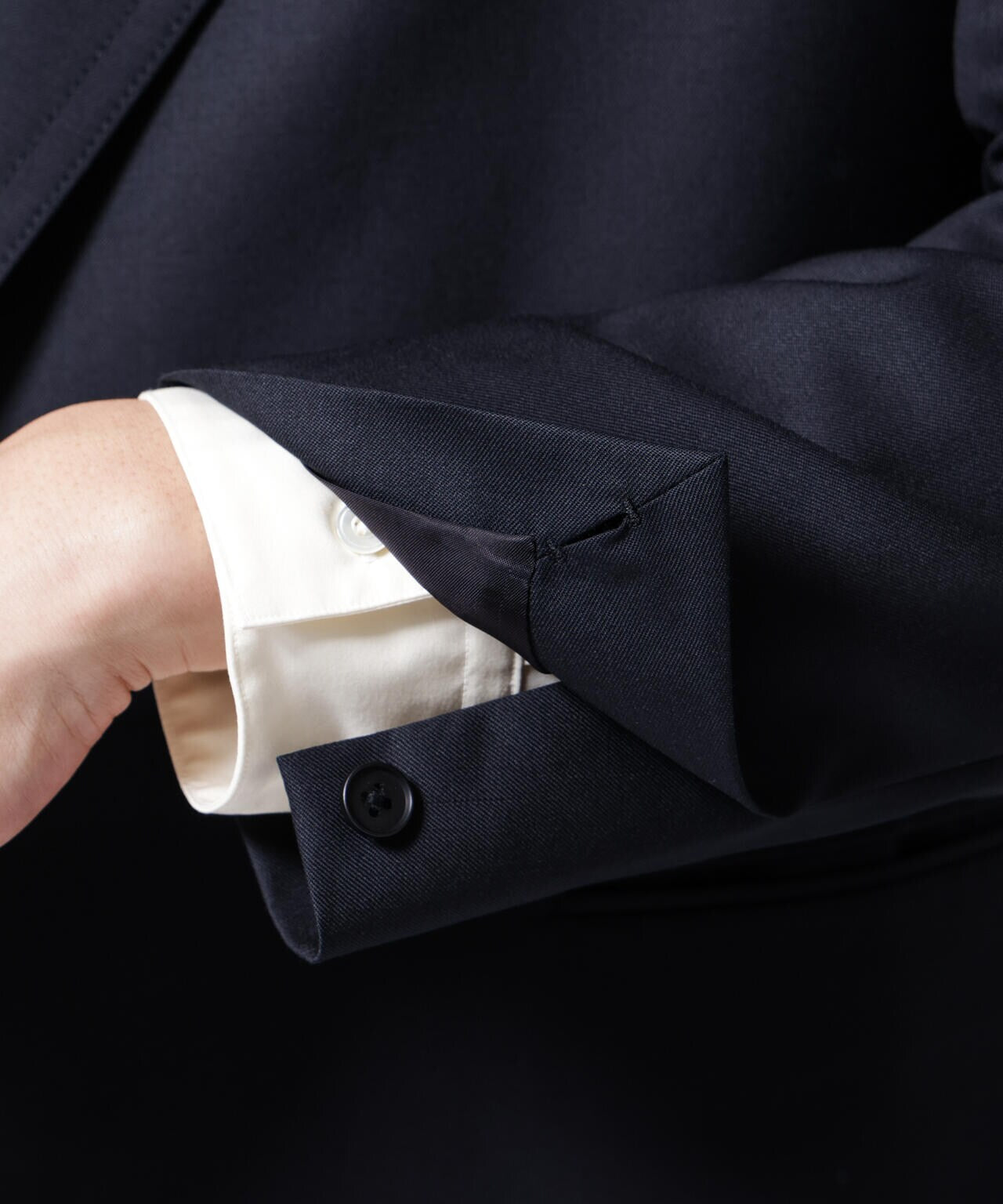 「ASSEMBLANC」VIST Gabardine オーバージャケット 6684216203