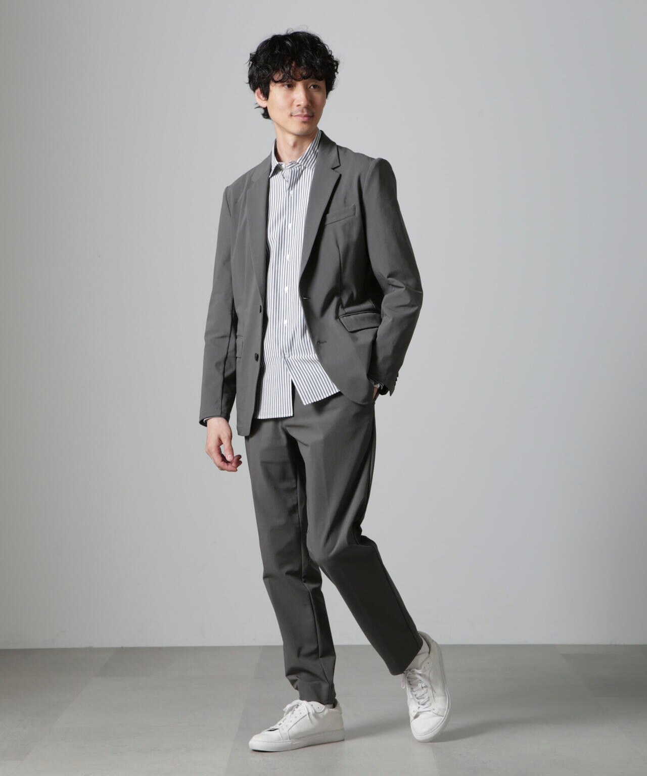 「Damerino」ナイロンストレッチトリコットセットアップ 6684218206