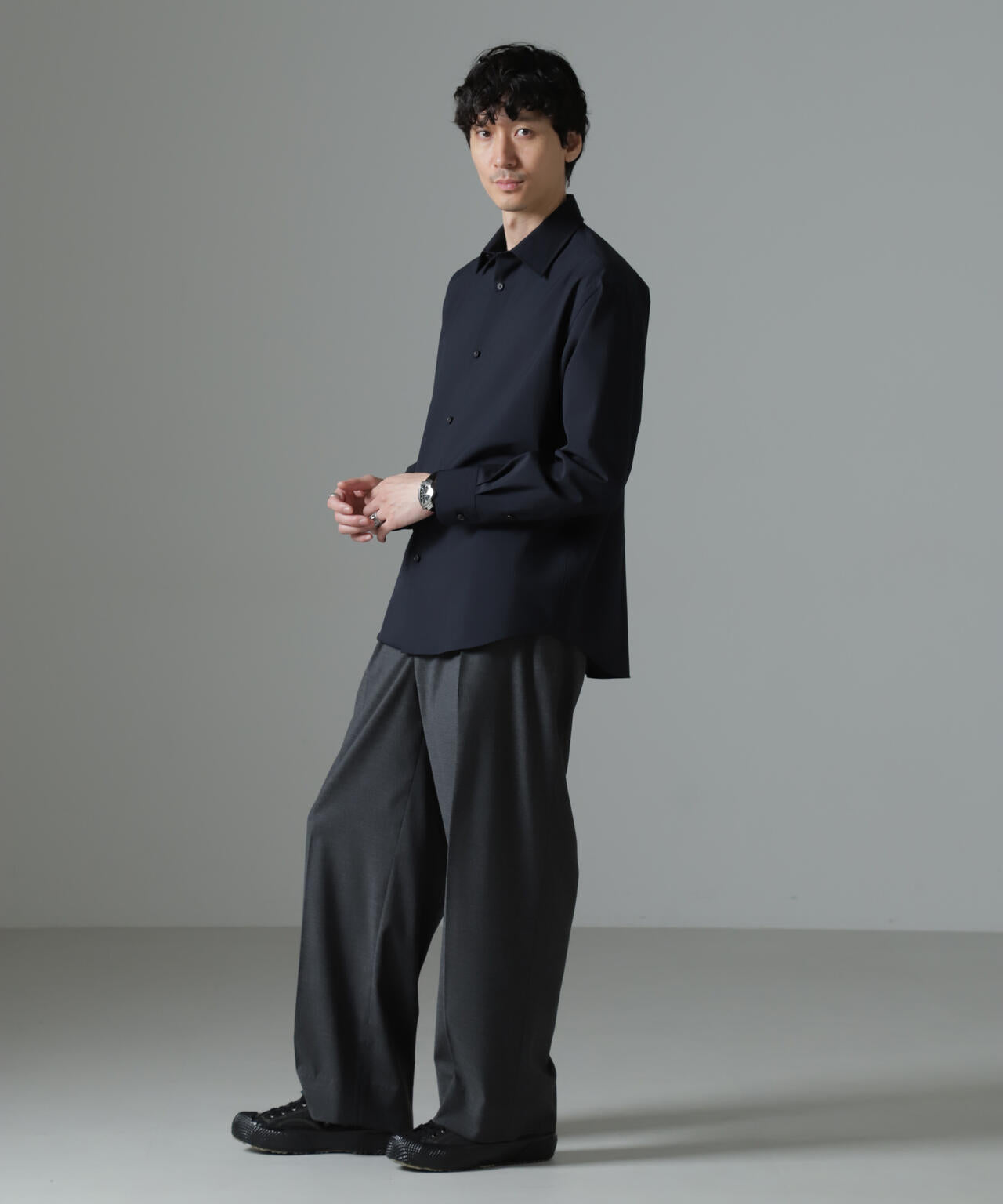 ウールブレンドウォッシャブルセミワイドカラーシャツ 6684220222