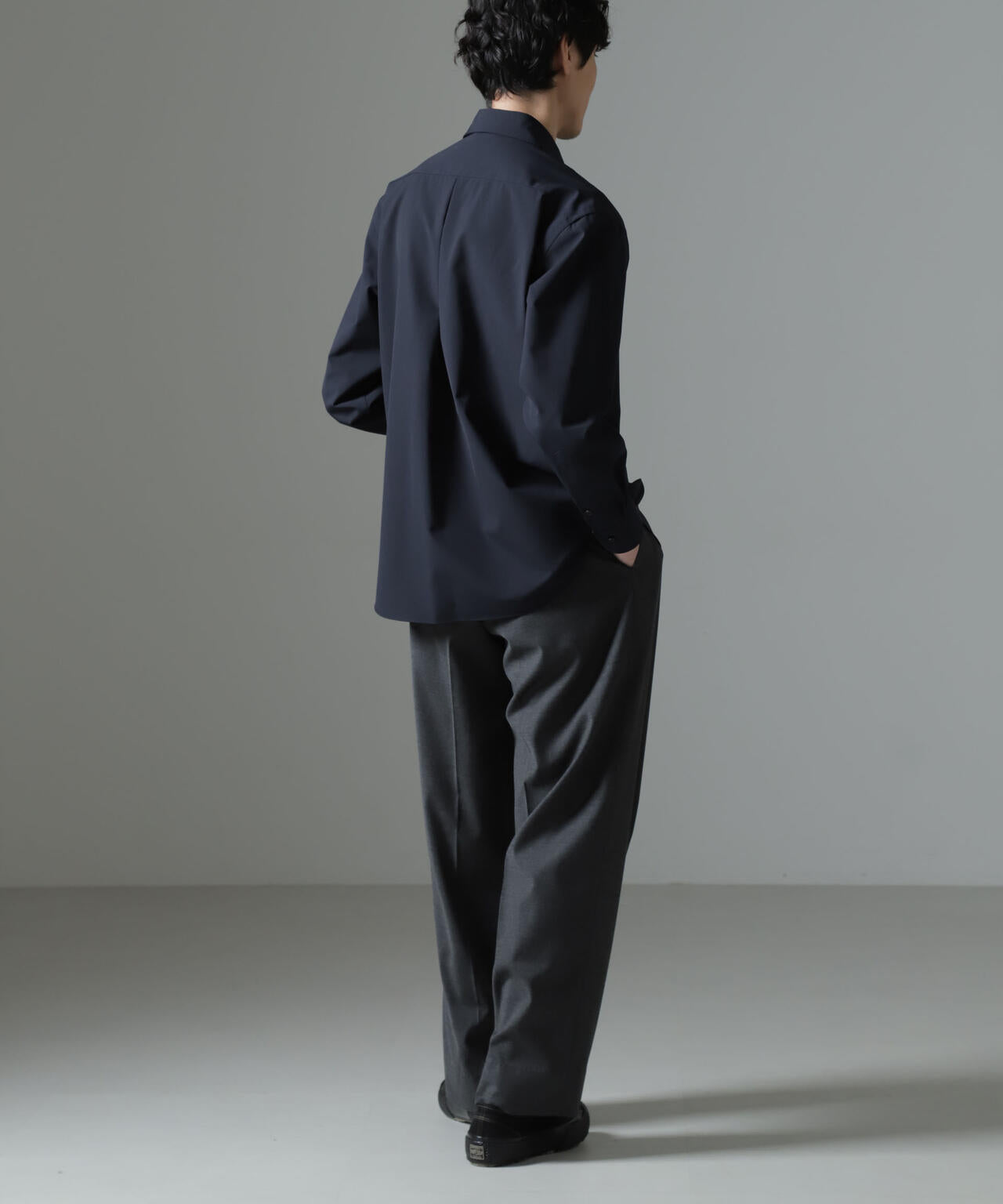 ウールブレンドウォッシャブルセミワイドカラーシャツ 6684220222