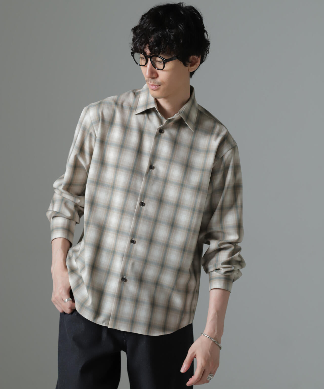 ウールブレンドウォッシャブルセミワイドカラーシャツ 6684220222