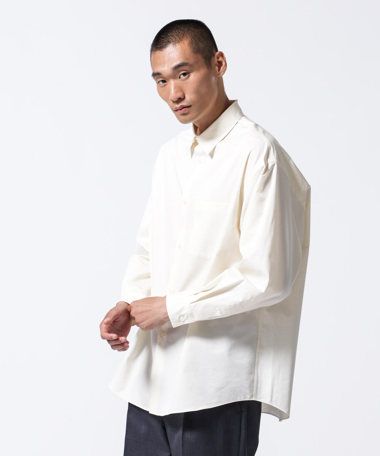 「ASSEMBLANC」タイニーカラーオーバーサイズシャツ 6684220224