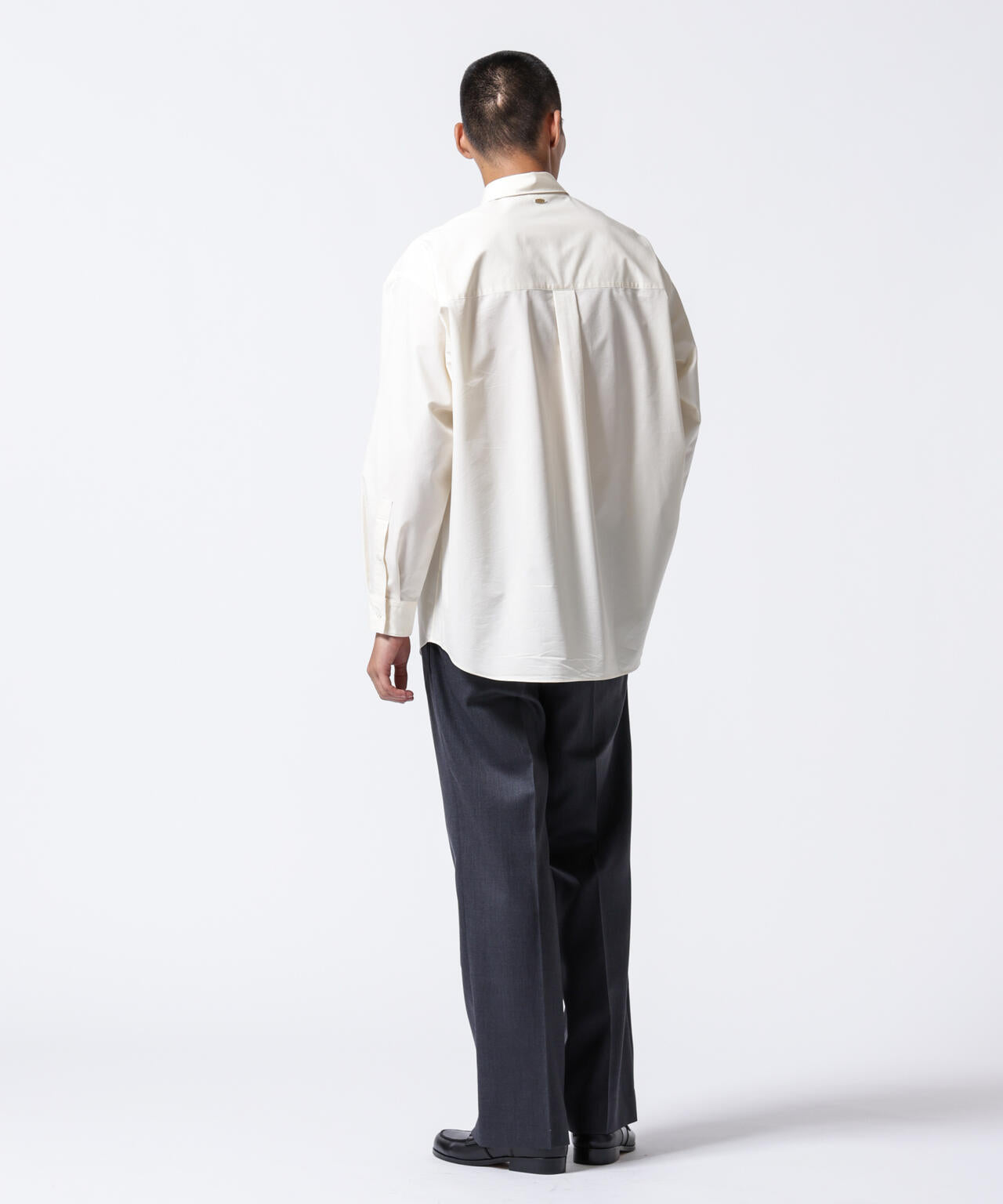 「ASSEMBLANC」タイニーカラーオーバーサイズシャツ 6684220224