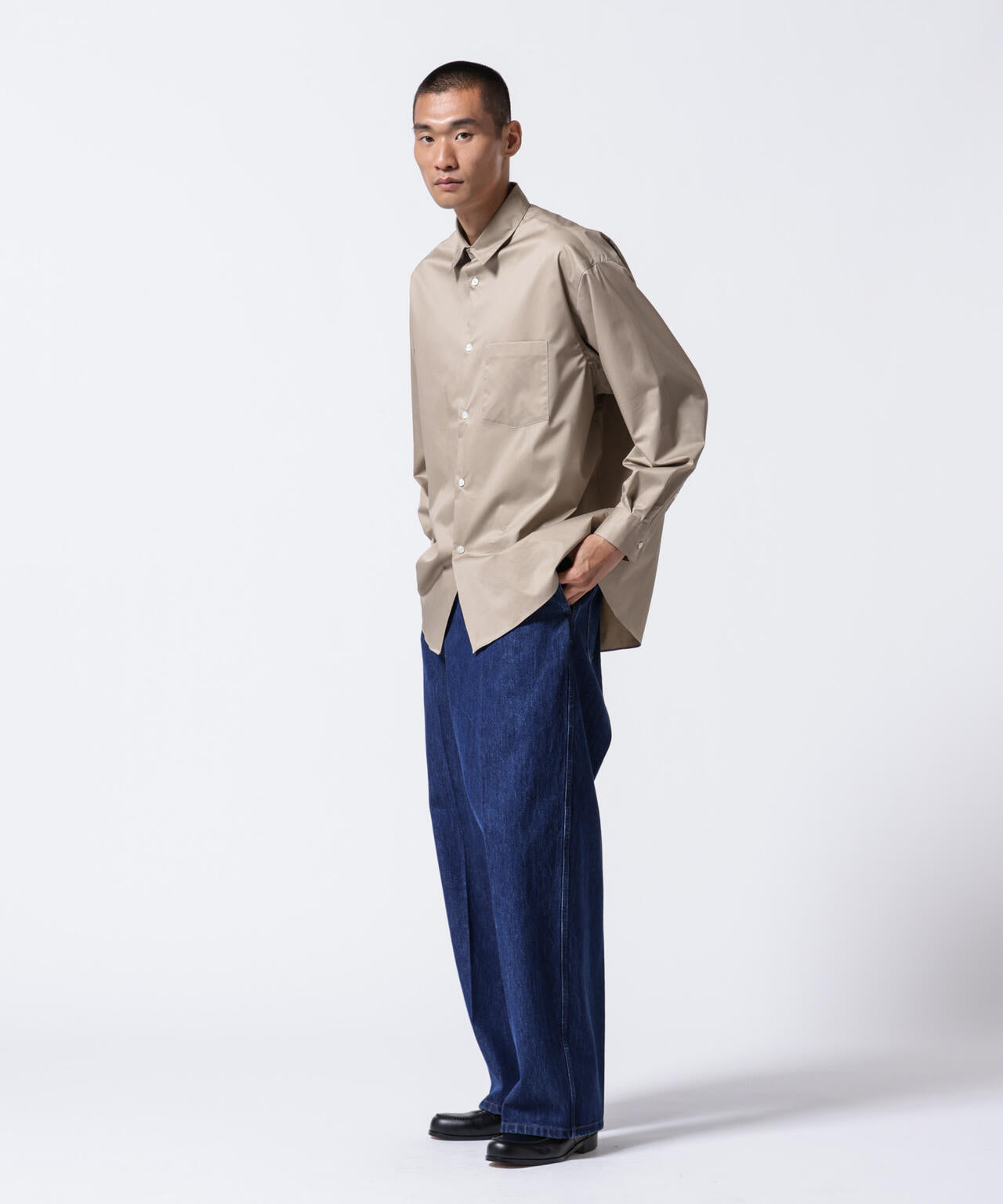 「ASSEMBLANC」タイニーカラーオーバーサイズシャツ 6684220224