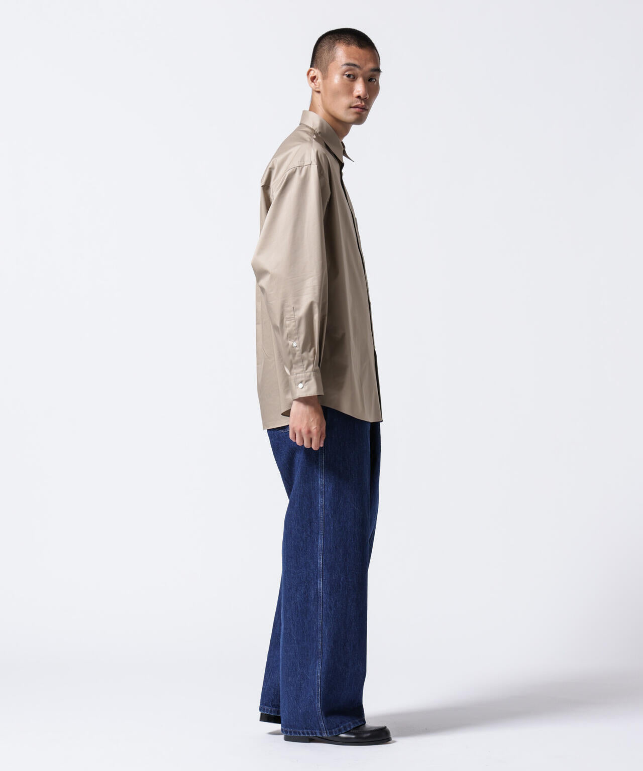 「ASSEMBLANC」タイニーカラーオーバーサイズシャツ 6684220224