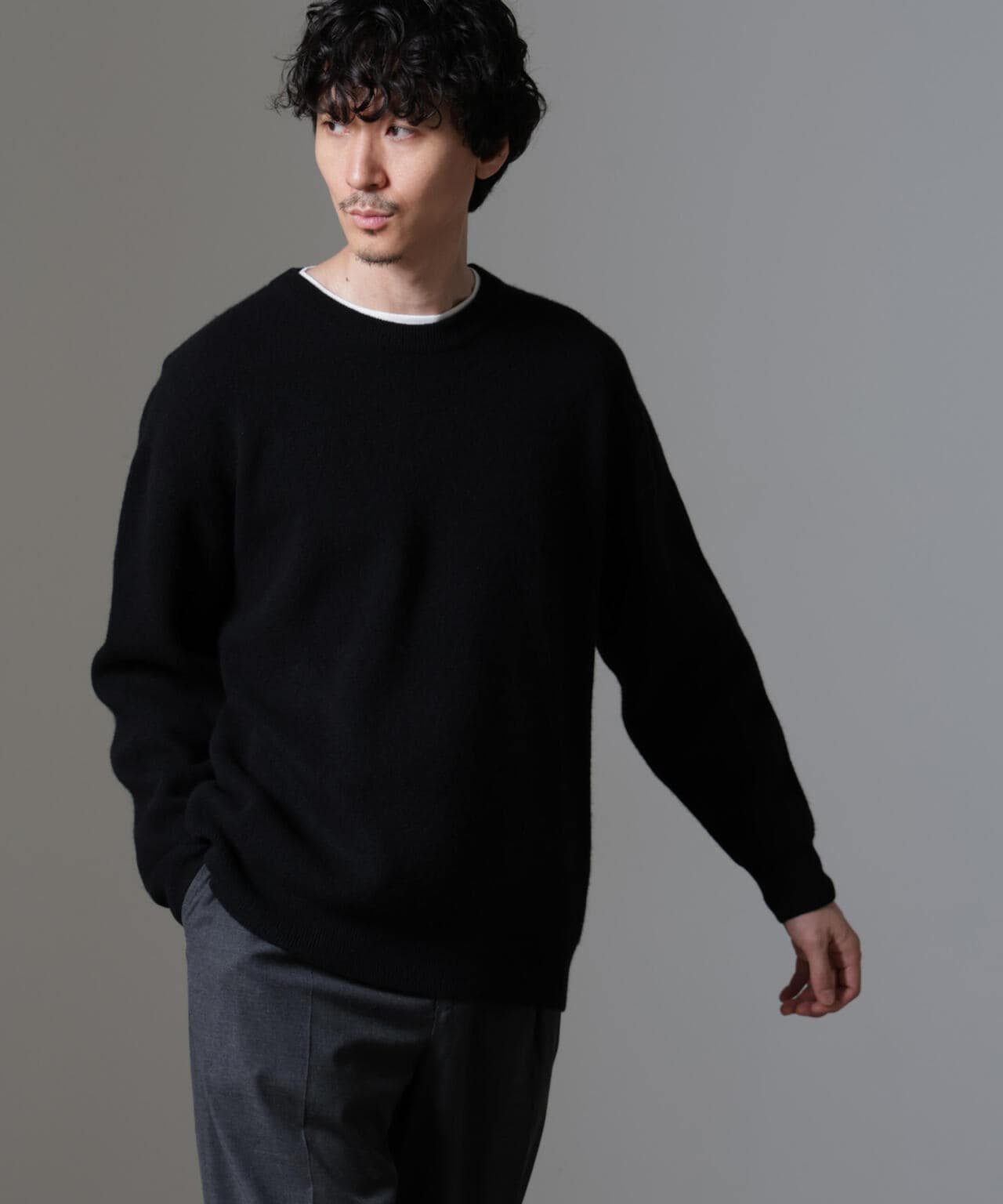 AQUA ウールカシミヤクルーネックプルオーバー 6684222211