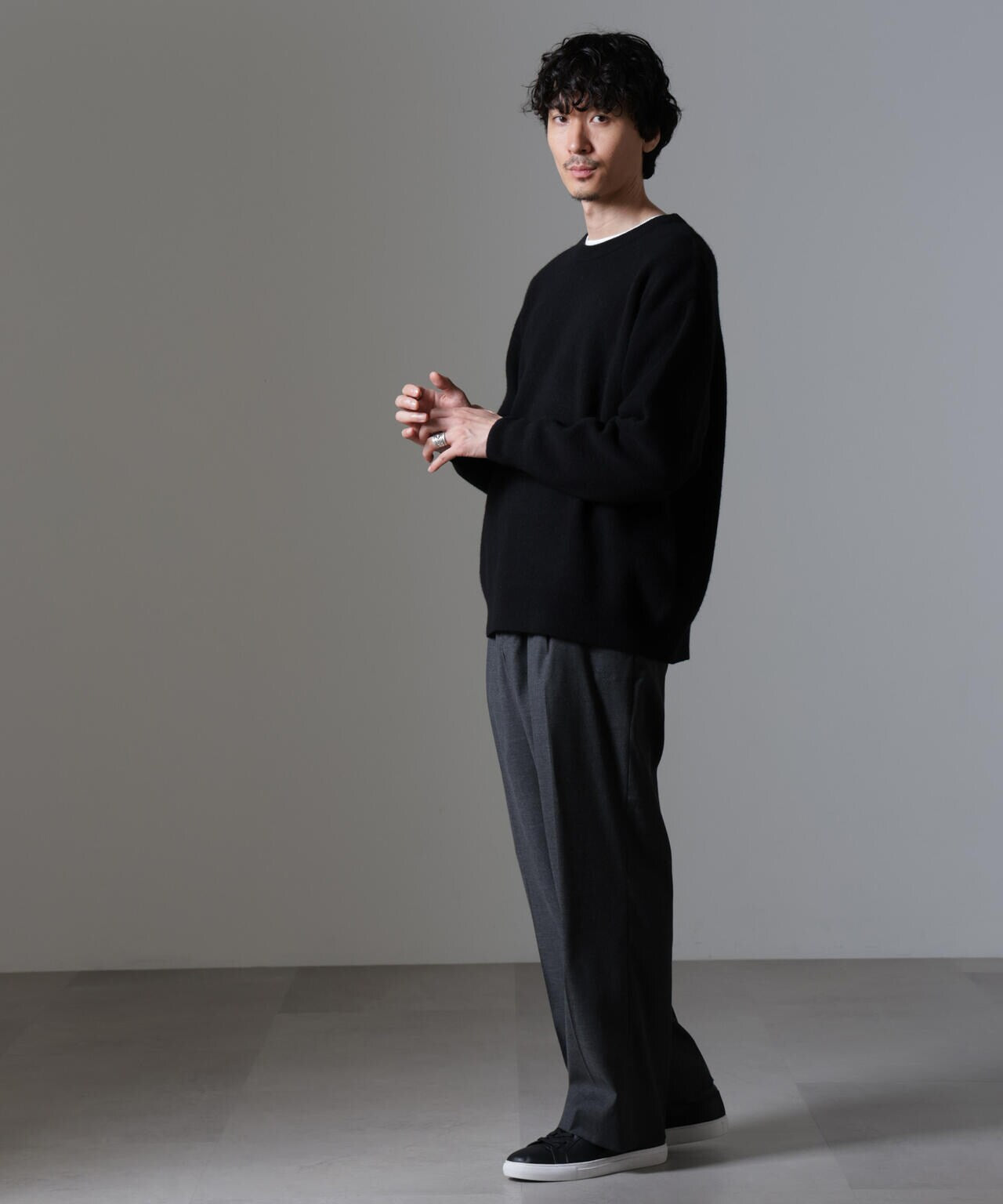 AQUA ウールカシミヤクルーネックプルオーバー 6684222211