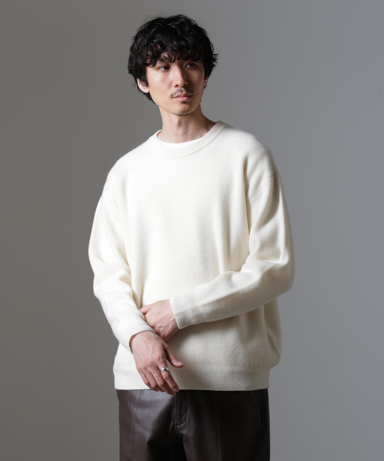 AQUA ウールカシミヤクルーネックプルオーバー 6684222211