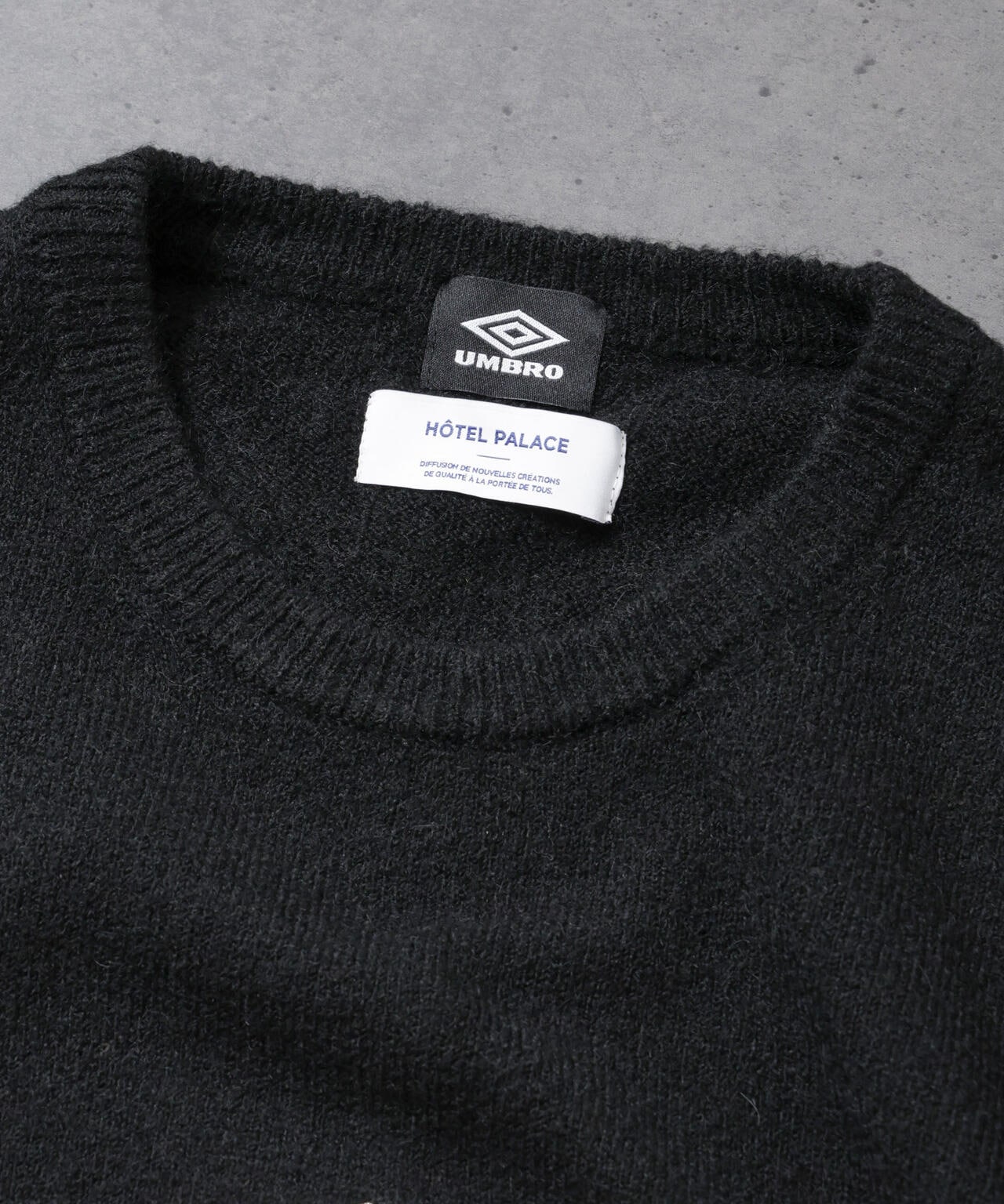 HOTEL PALACE(オテルパラス)xアンブロ ストレッチシャギークルーネックセーター 6684222216