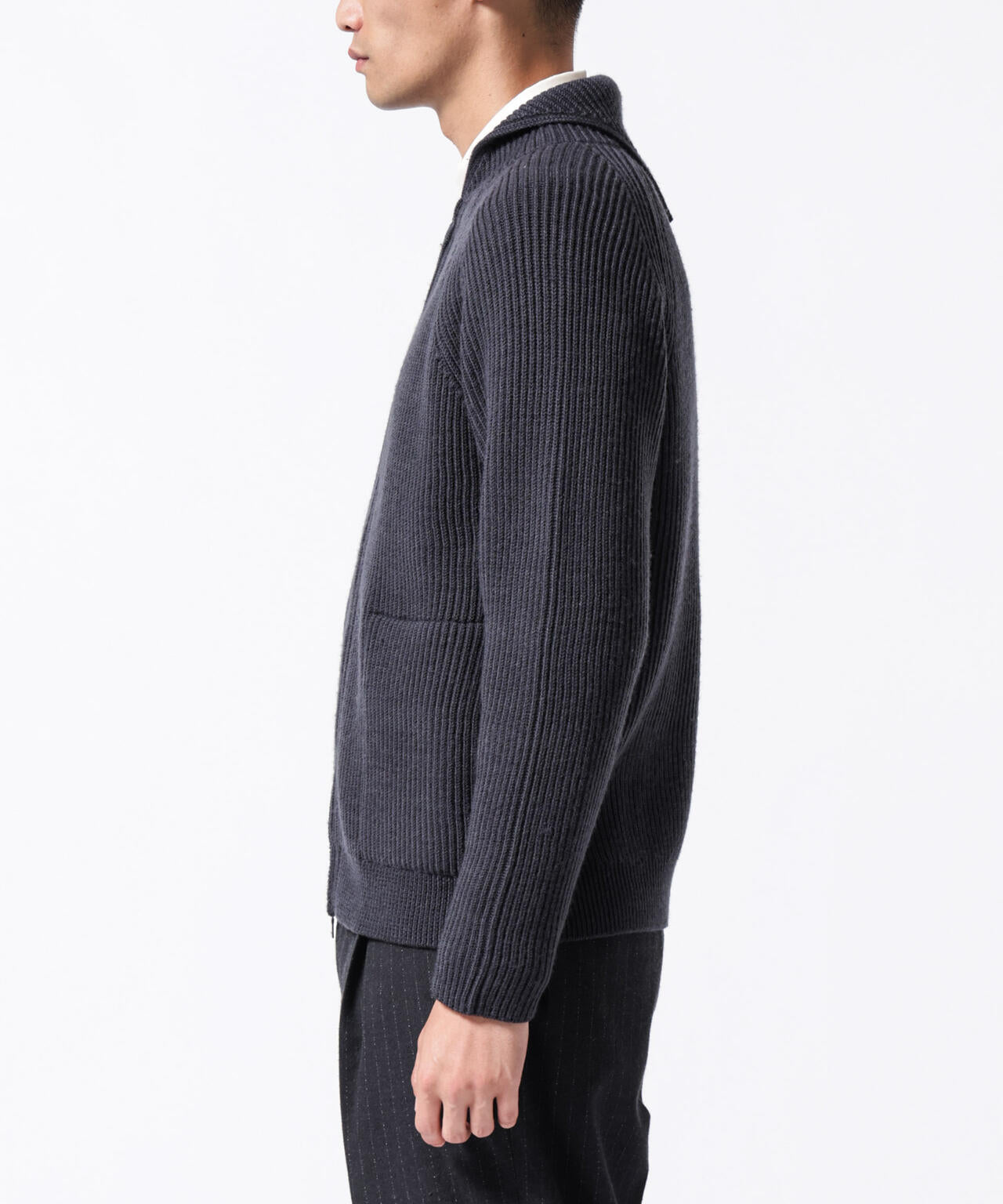 「ASSEMBLANC」フレンチウールスカーフカラージップニット 6684222233