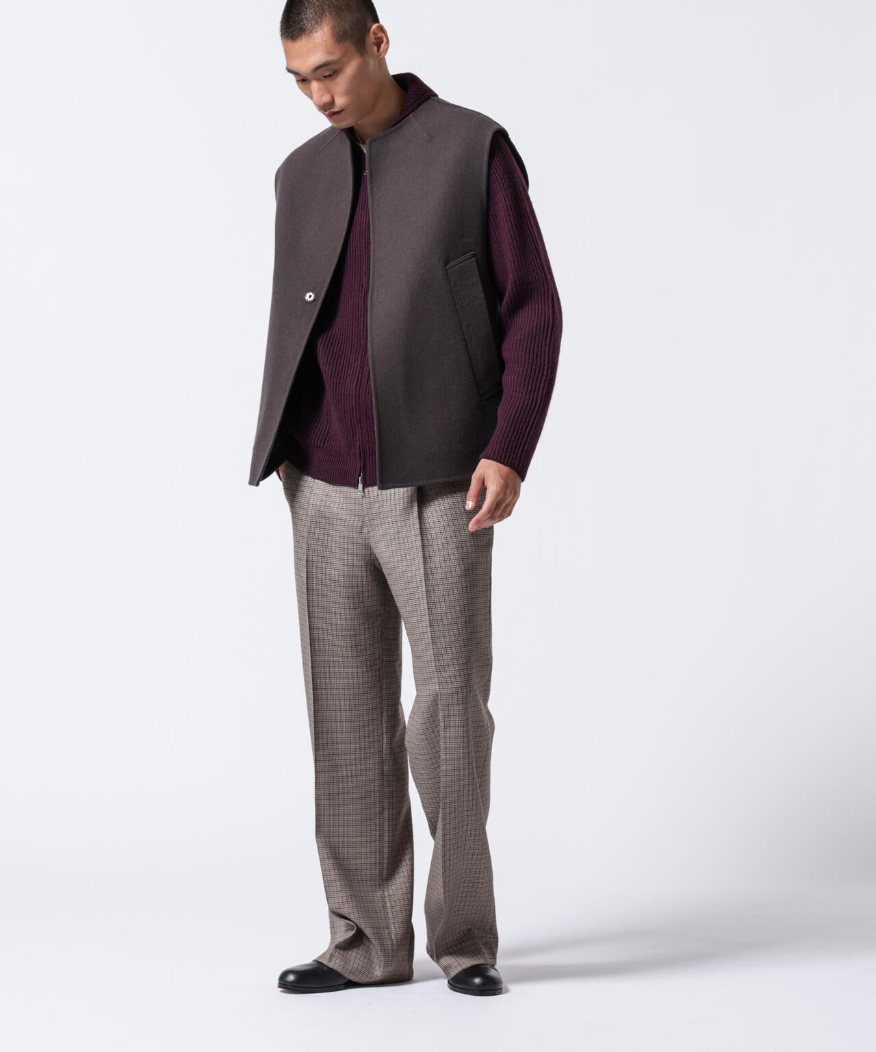 「ASSEMBLANC」フレンチウールスカーフカラージップニット 6684222233