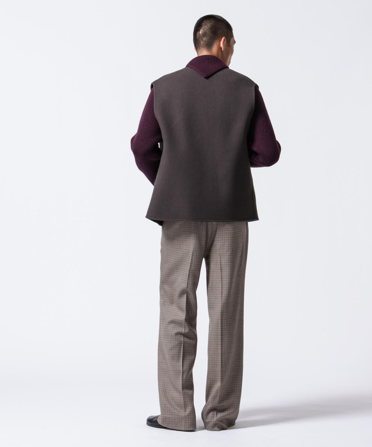 「ASSEMBLANC」フレンチウールスカーフカラージップニット 6684222233