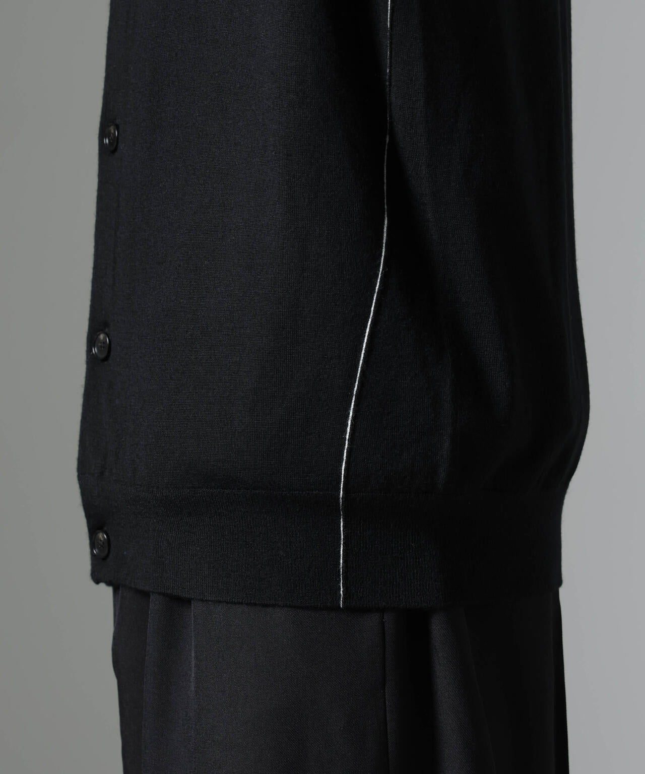 コントラストラインクルーネックカーディガン 6684222235