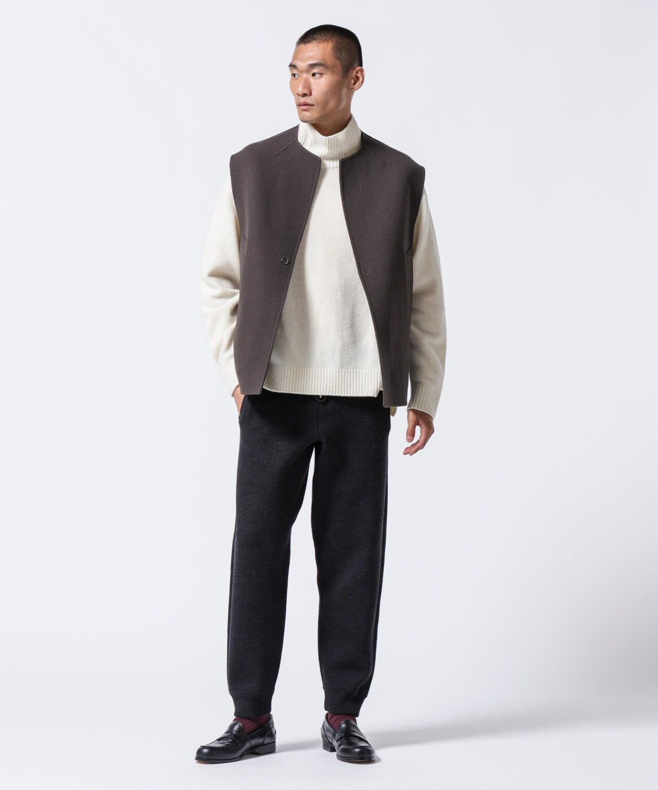 「ASSEMBLANC」接結ウールニットパンツ 6684222240