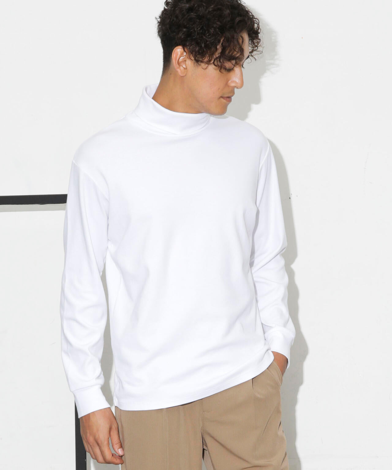 Anti Soaked(R) 汗染み防止 スムースタートルネックTシャツ 長袖 6684223206