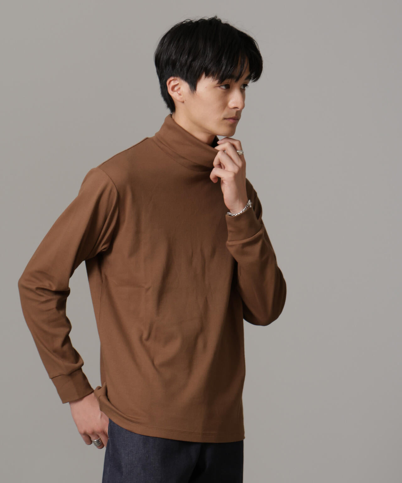 Anti Soaked(R) 汗染み防止 スムースタートルネックTシャツ 長袖 6684223206