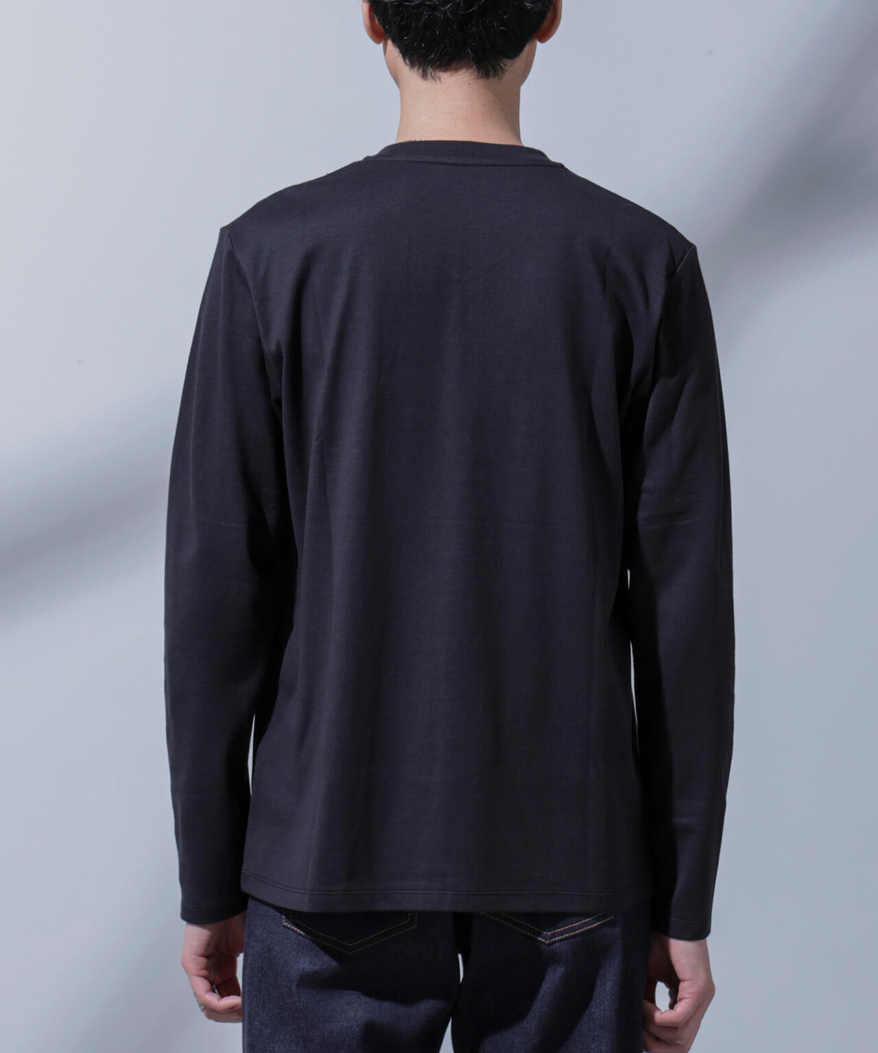 Anti Soaked(R) 汗染み防止 VネックTシャツ 6684223207