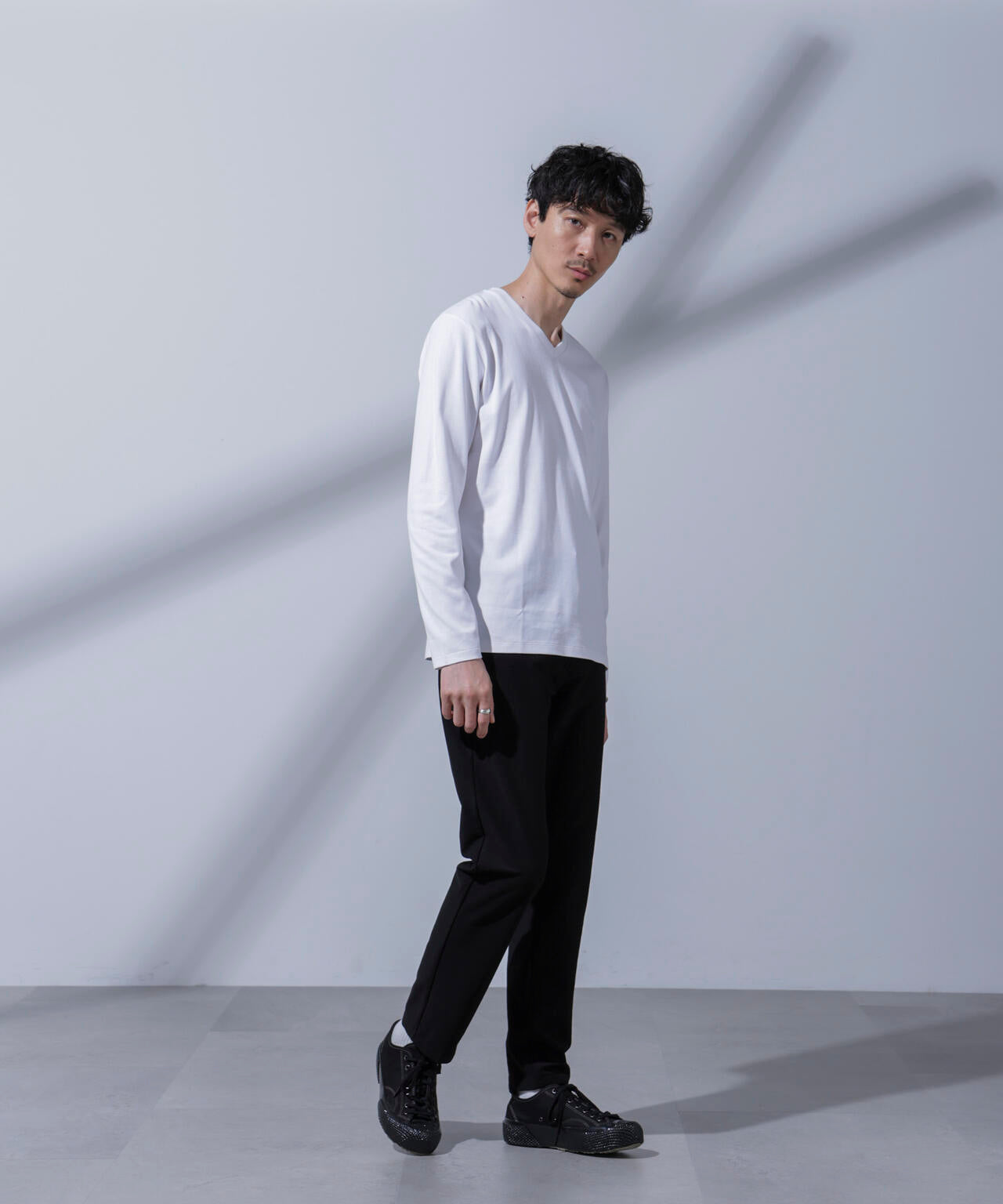 Anti Soaked(R) 汗染み防止 VネックTシャツ 6684223207