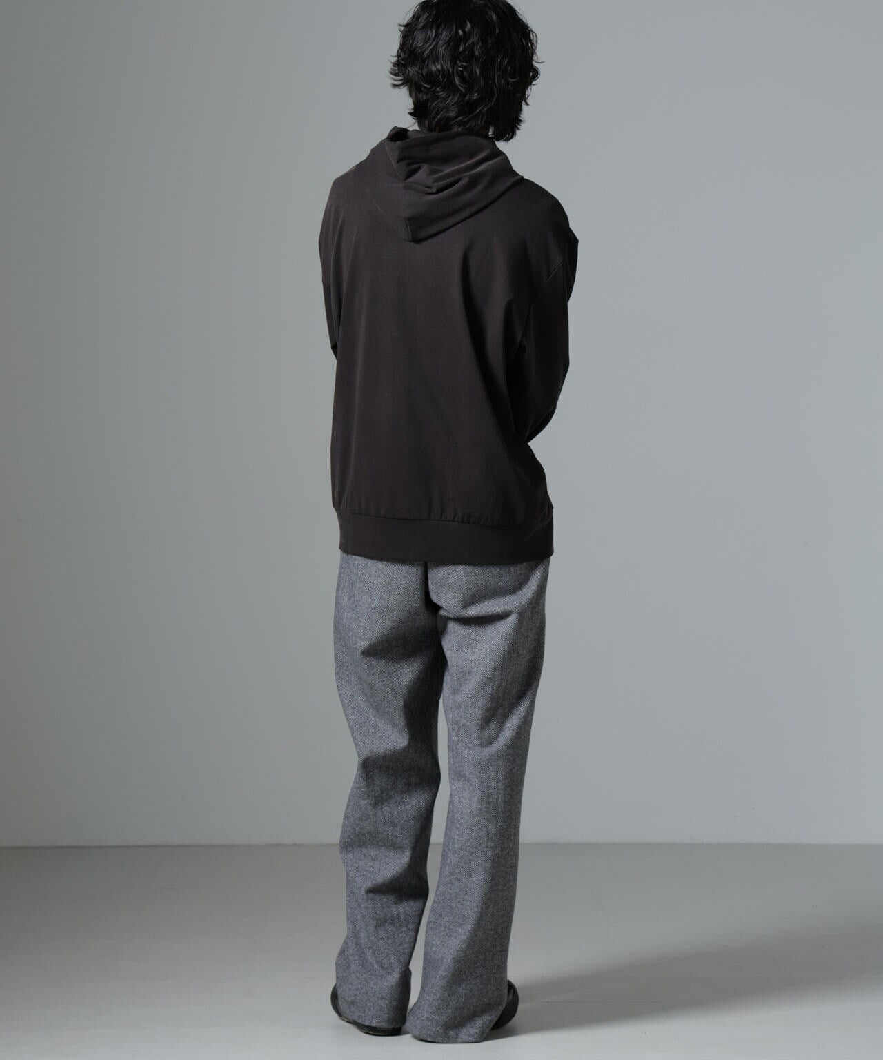 ヌバックライクスムースプルオーバーパーカー 6684223231