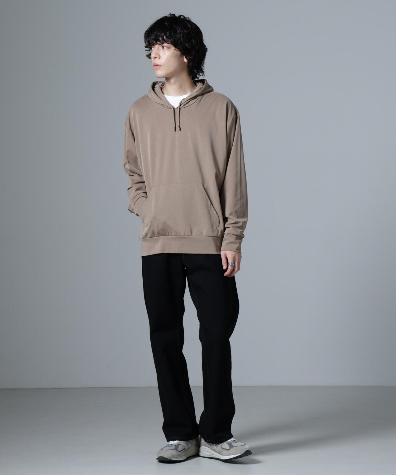 ヌバックライクスムースプルオーバーパーカー 6684223231